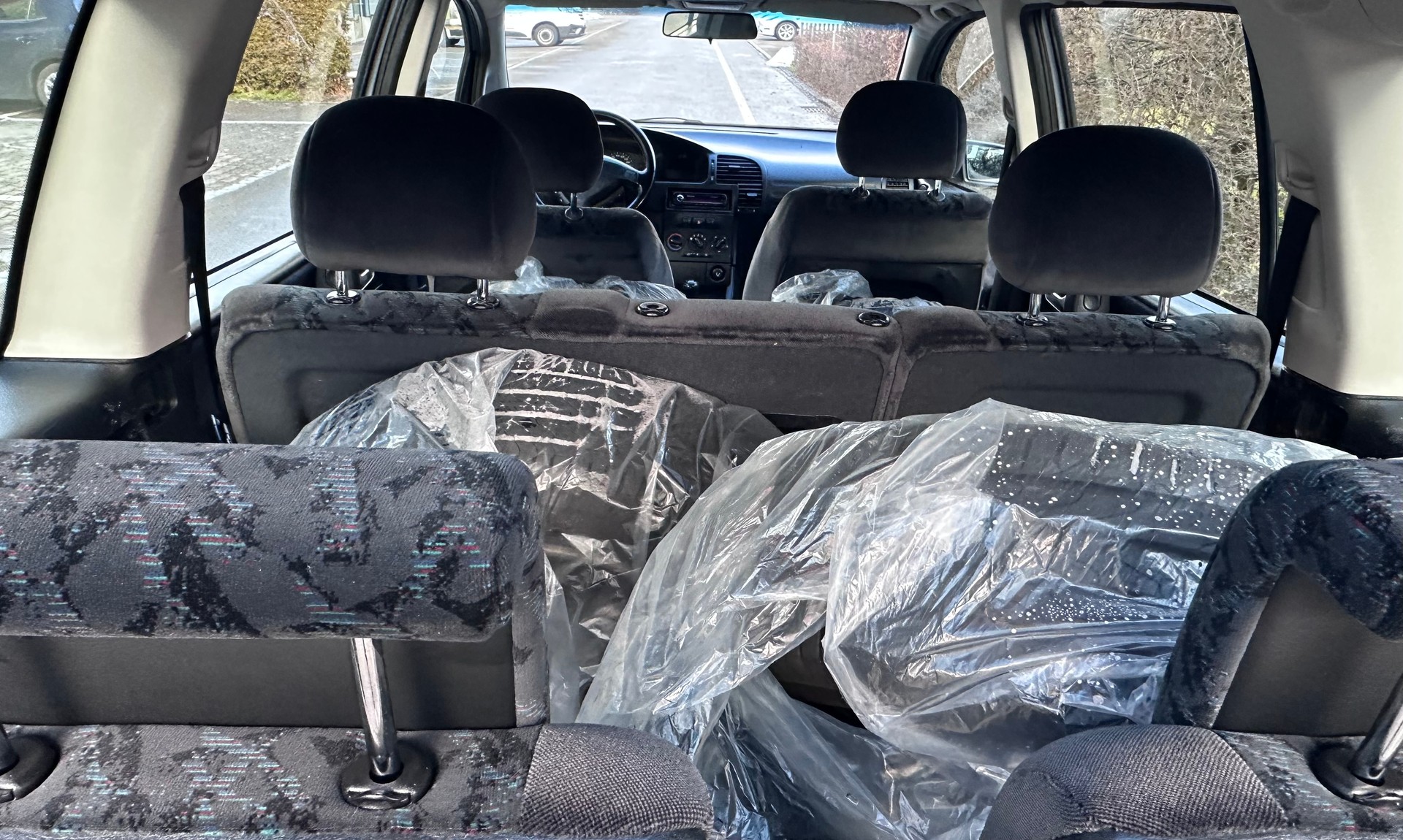 OPEL Zafira 2.2i 16V Elegance-image-14