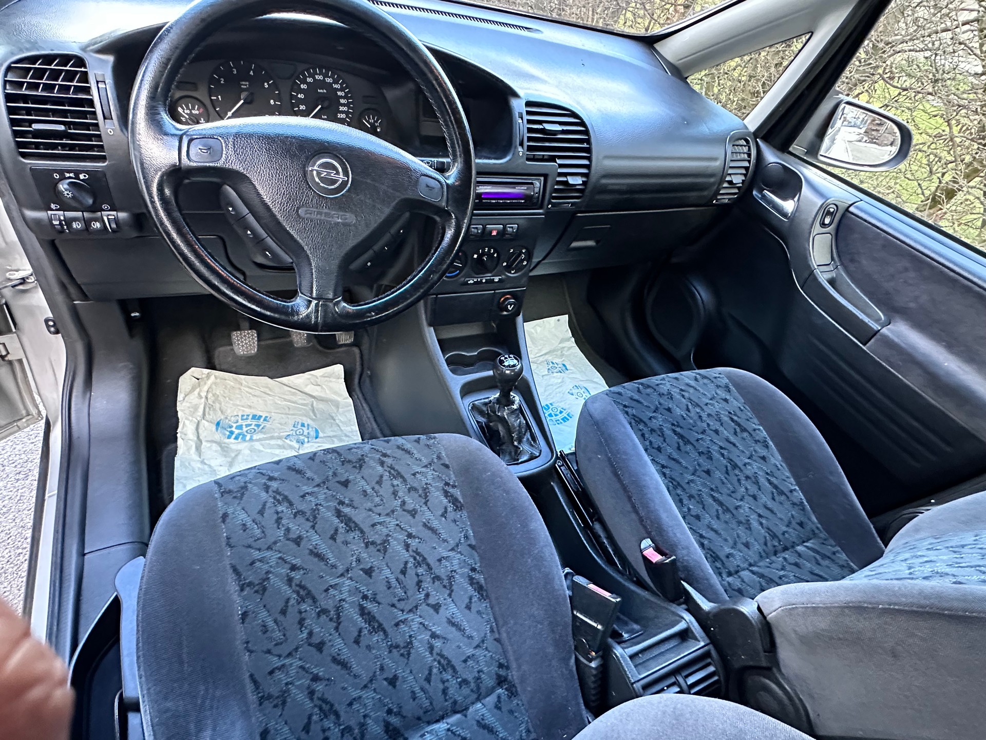 OPEL Zafira 2.2i 16V Elegance-image-6