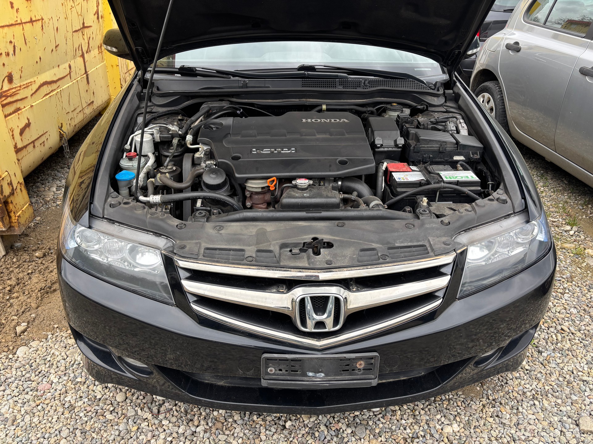 HONDA 2.2 CDI sedan-image-13