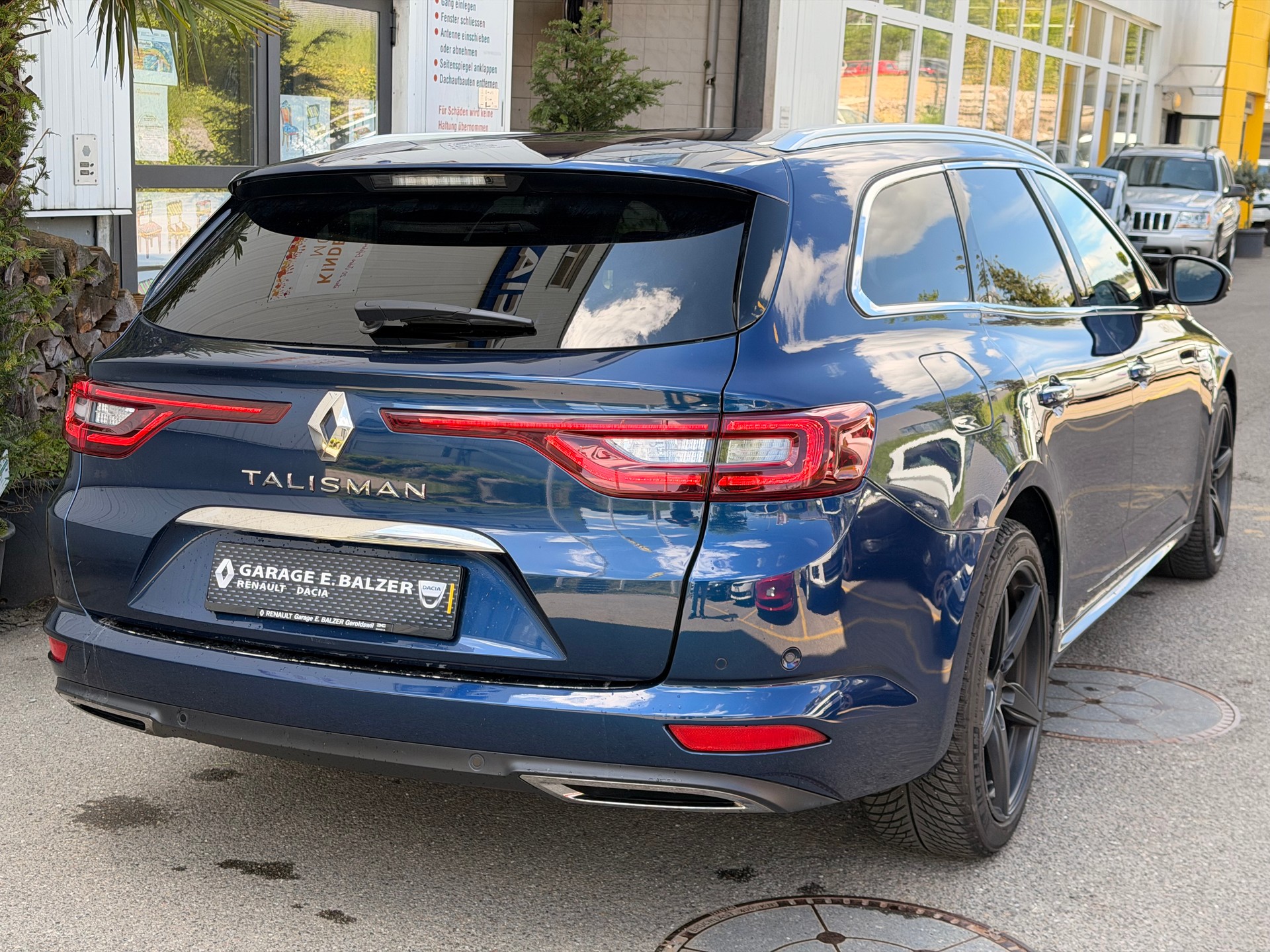 RENAULT Talisman Grandtour 1.8 TCe S-Edition EDC-image-3