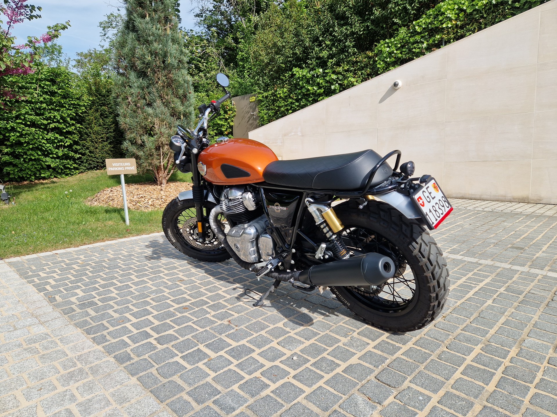 ROYAL ENFIELD Interceptor 650 Custom-image-7