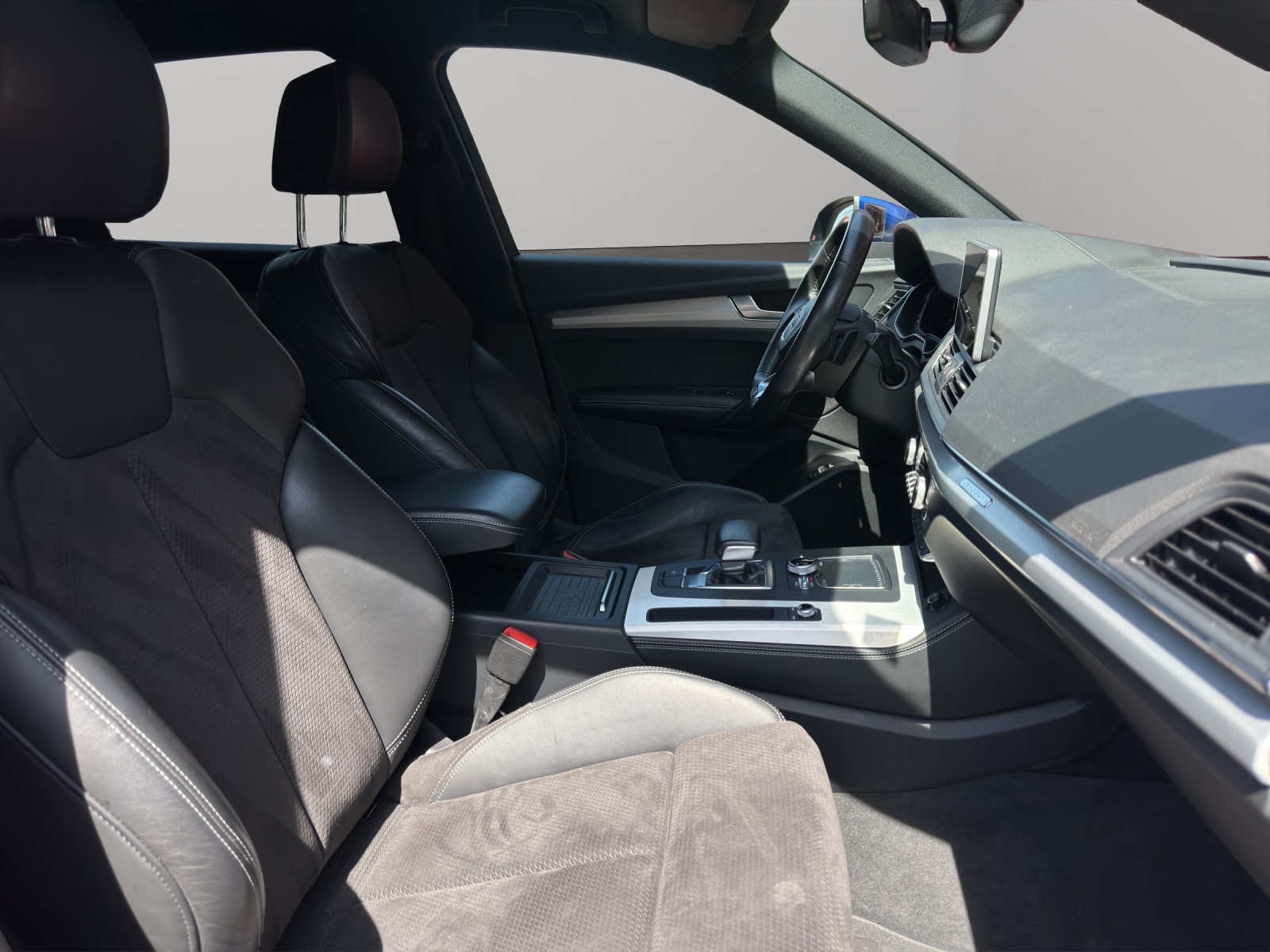 AUDI Q5 2.0 TDI S-LINE Sportpaket quattro S-tronic-image-12