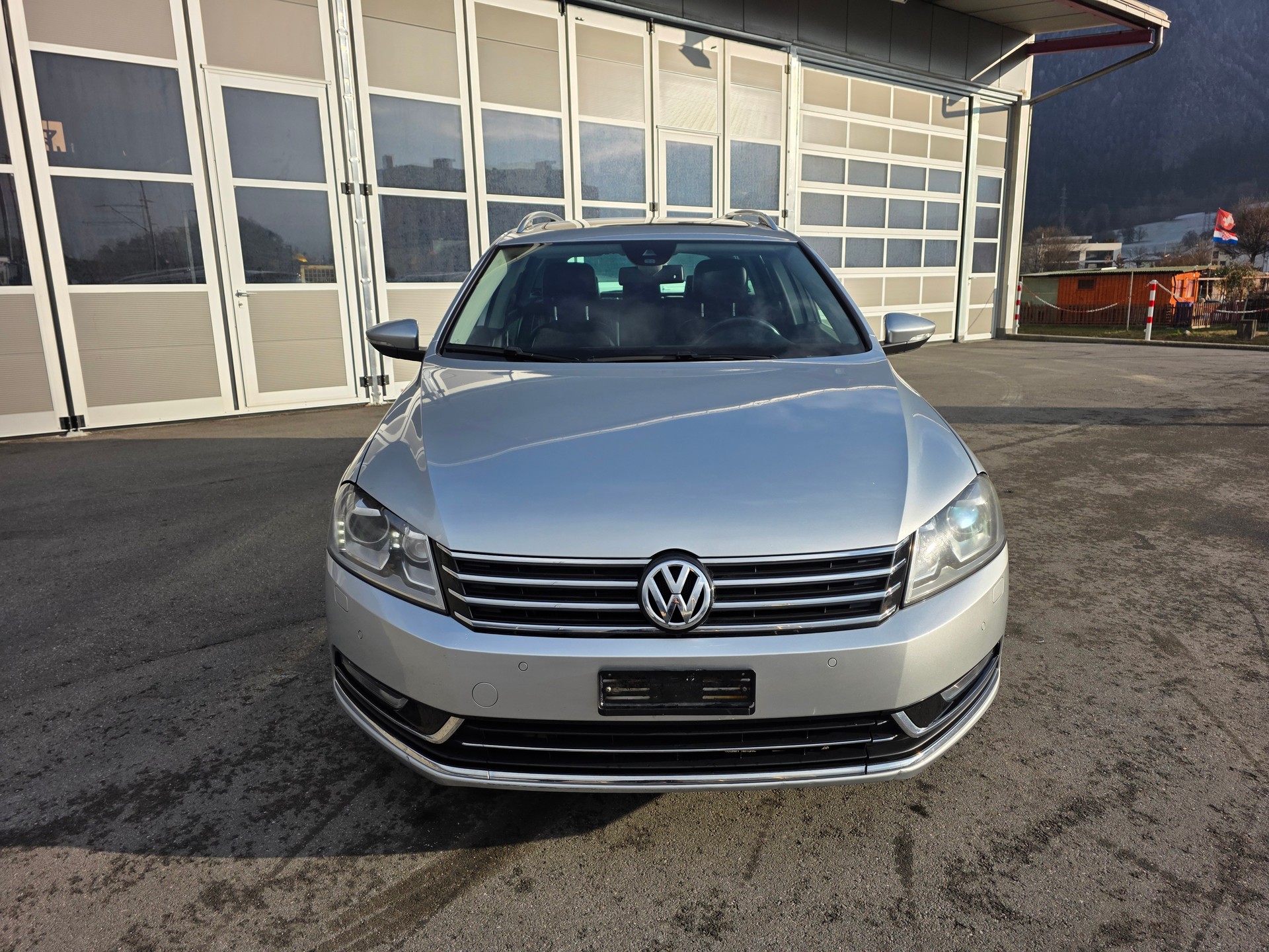 VW Passat Variant 3.6 FSI Highline 4Motion DSG-image-7