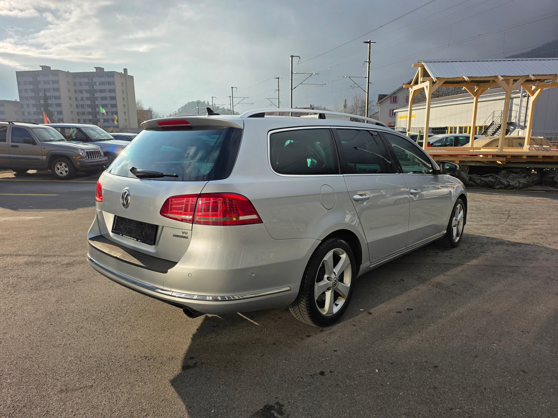 VW Passat Variant 3.6 FSI Highline 4Motion DSG-image-4