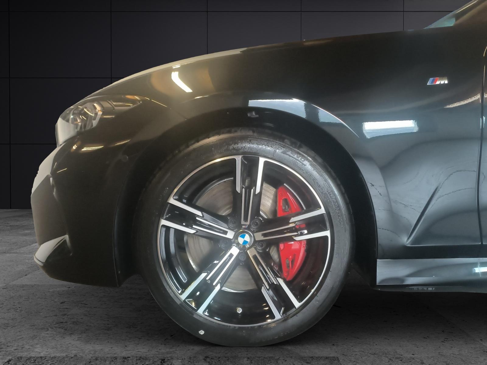 BMW 330d xDrive-image-8