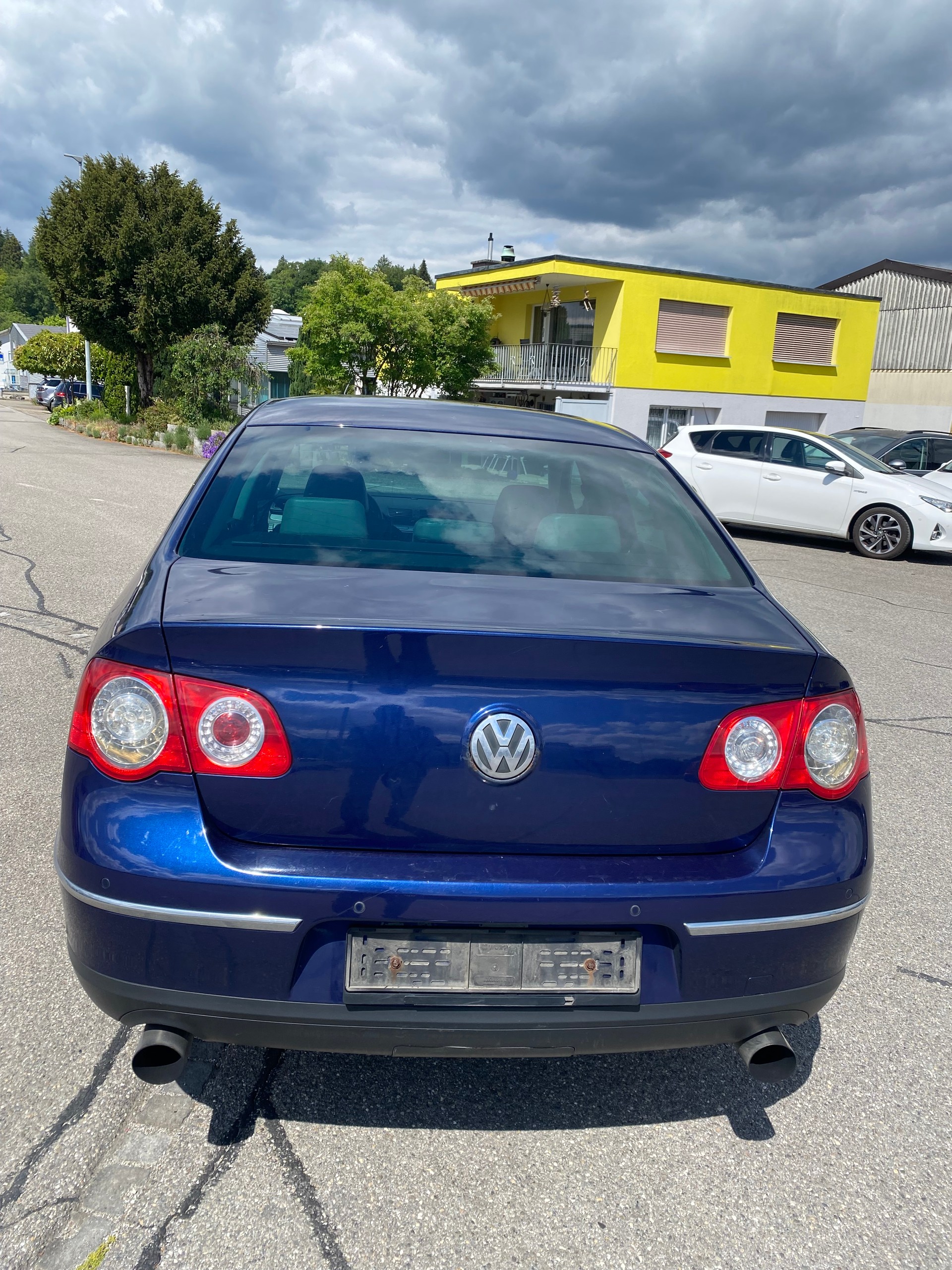 VW Passat 3.2 V6 FSI Sportline 4Motion-image-3