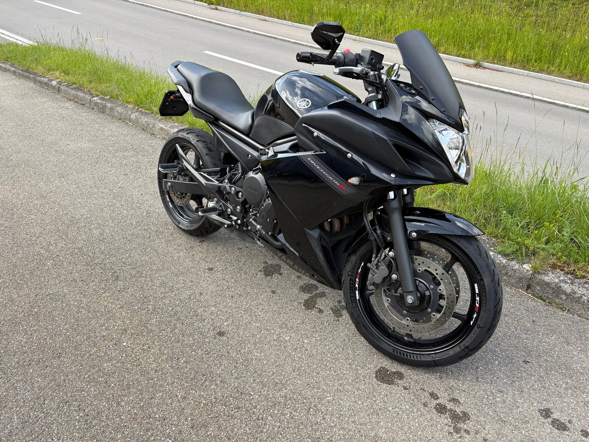 YAMAHA XJ 6 F Diversion ABS-image-5