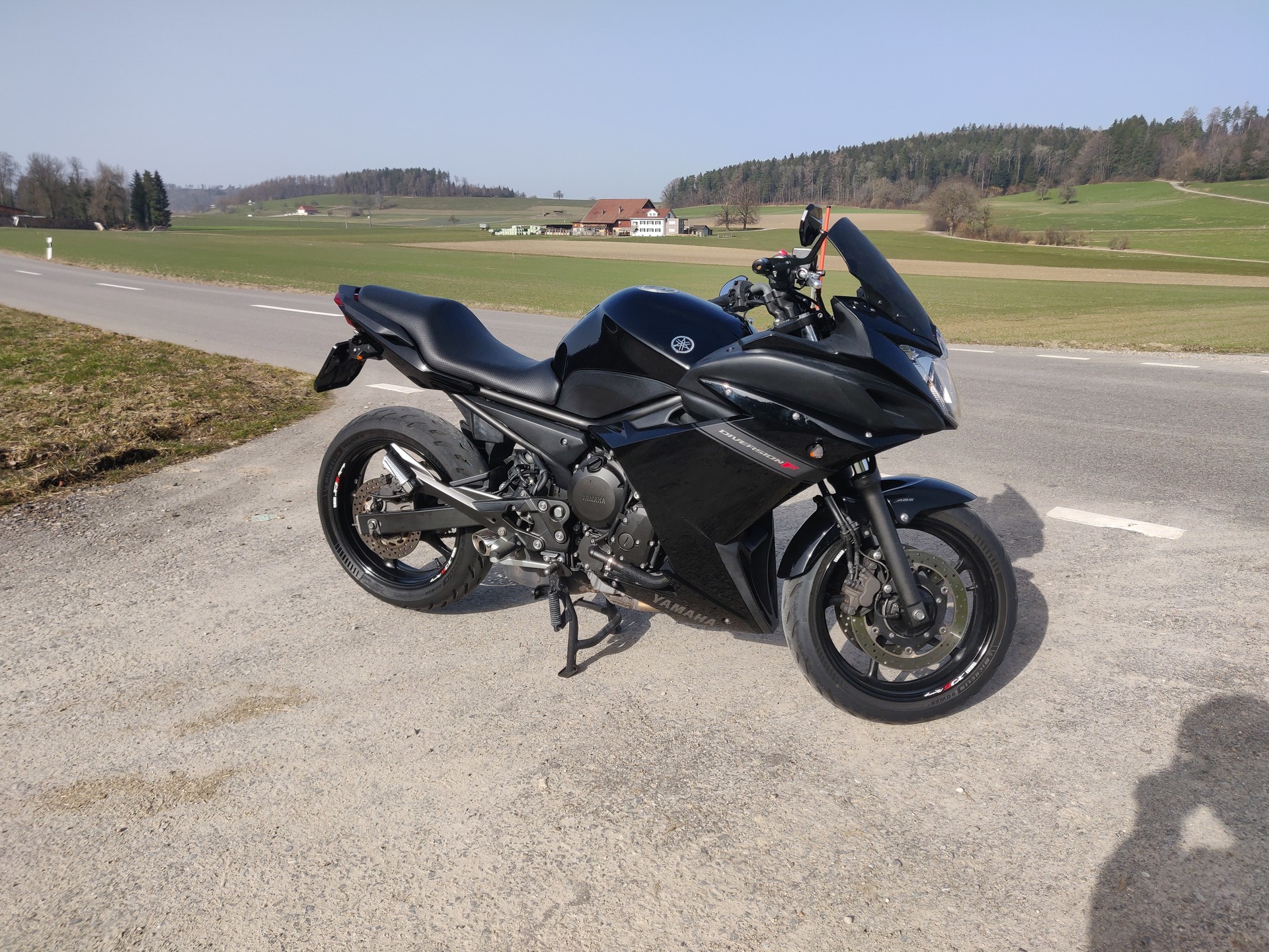 YAMAHA XJ 6 F Diversion ABS-image-0