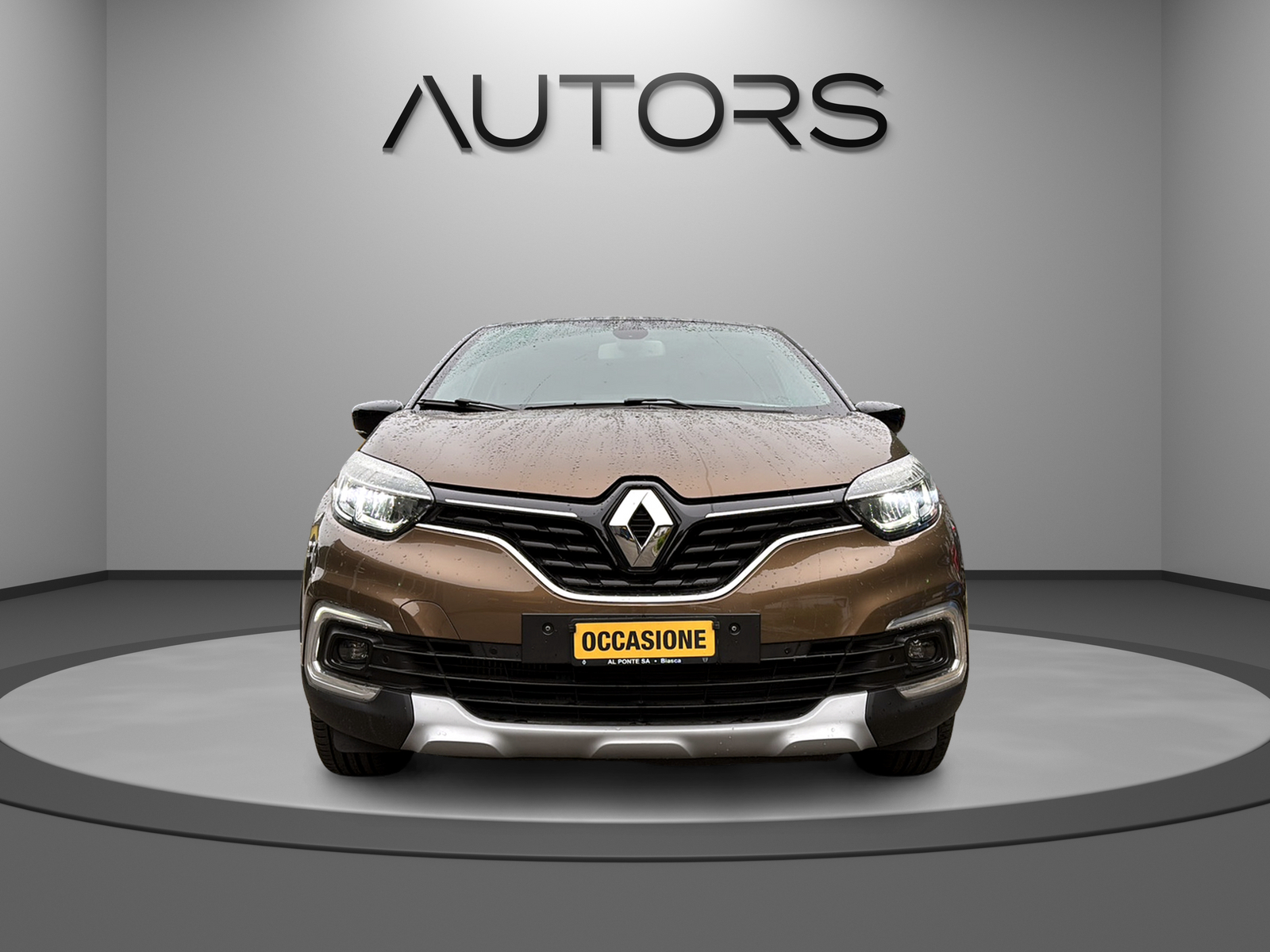 RENAULT Captur 1.2 T 16V Outdoor EDC-showroom-element-1