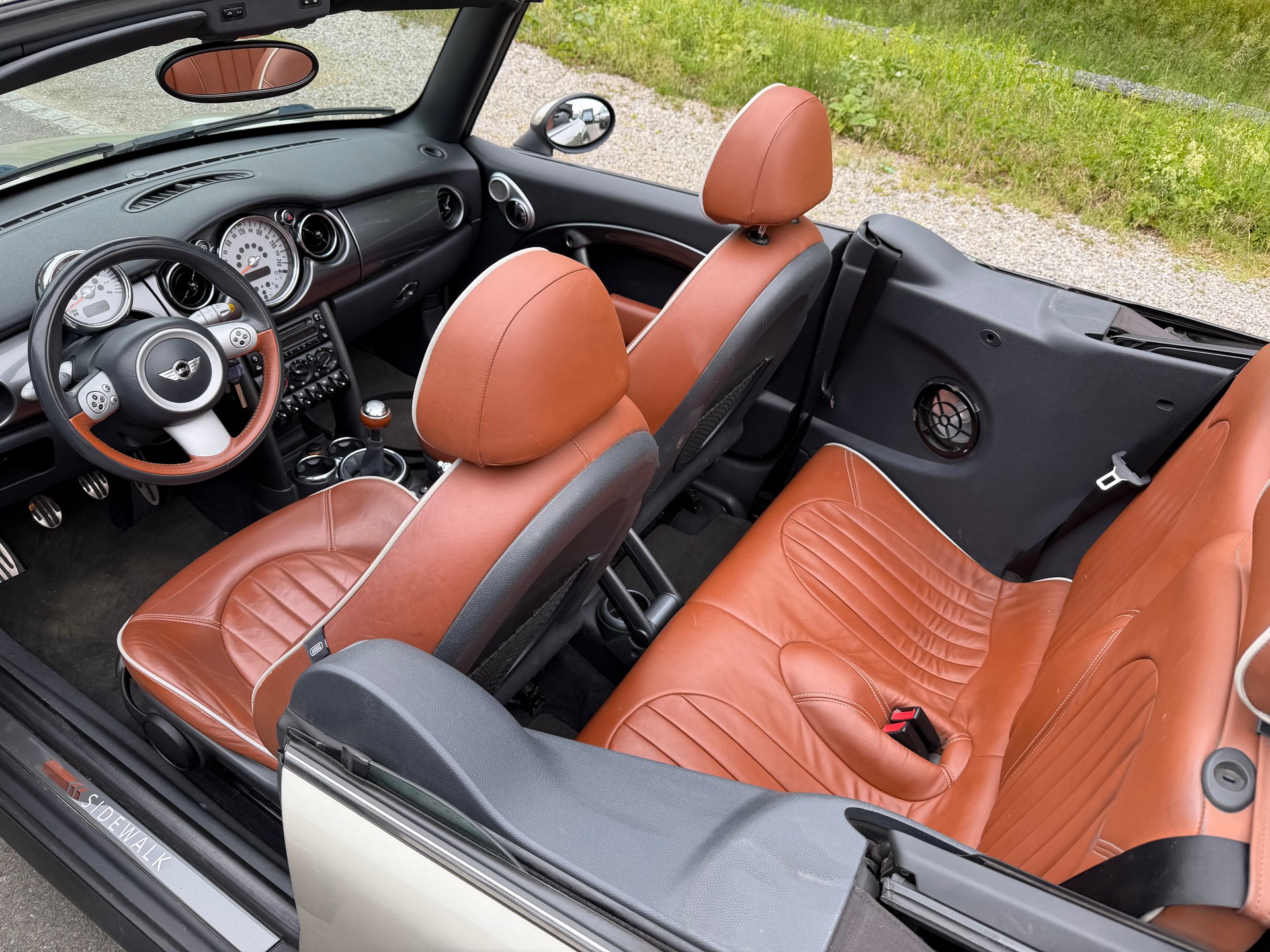 MINI Cooper S Cabriolet Sidewalk Edition (R52)-image-12