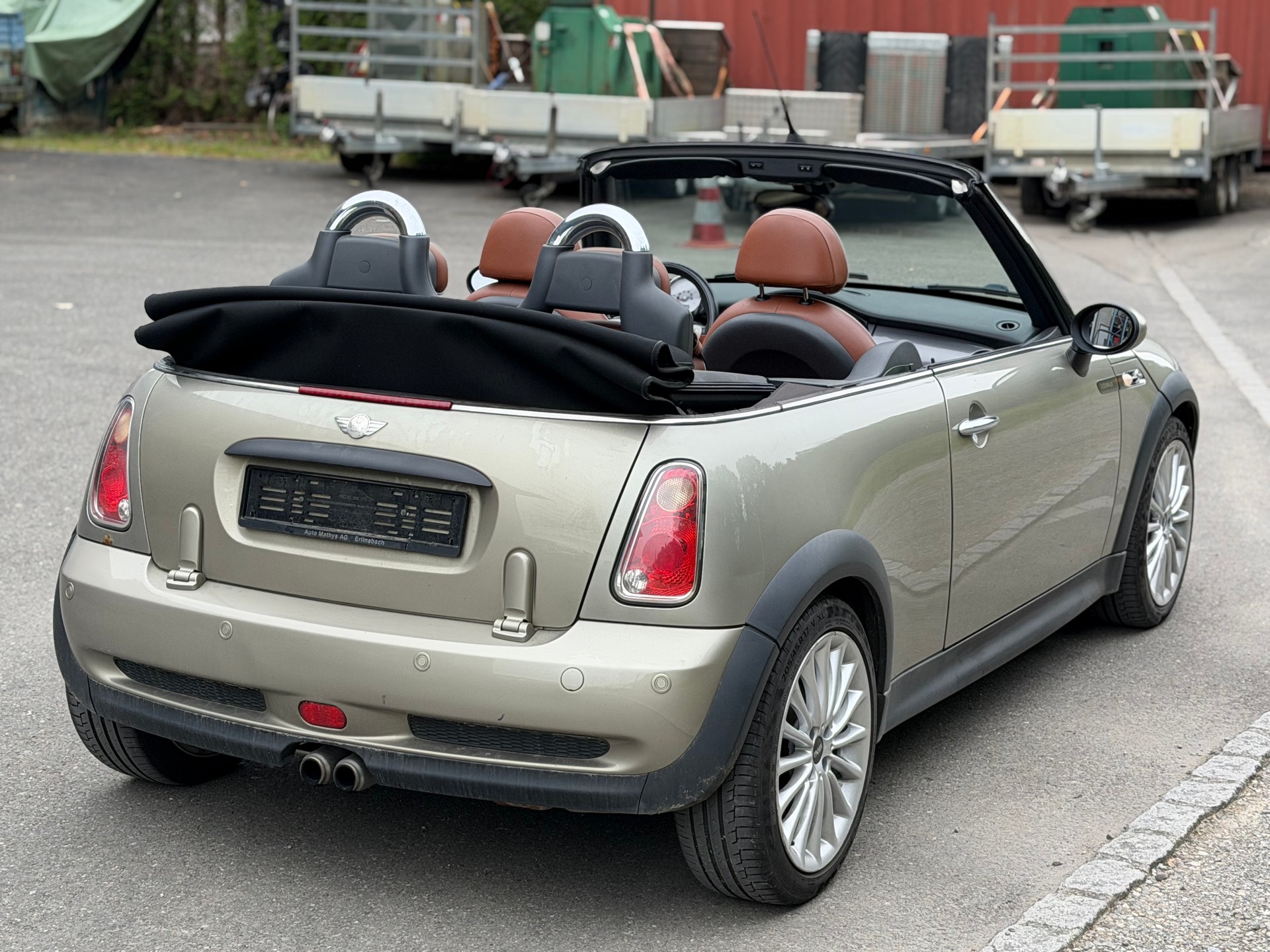 MINI Cooper S Cabriolet Sidewalk Edition (R52)-image-5