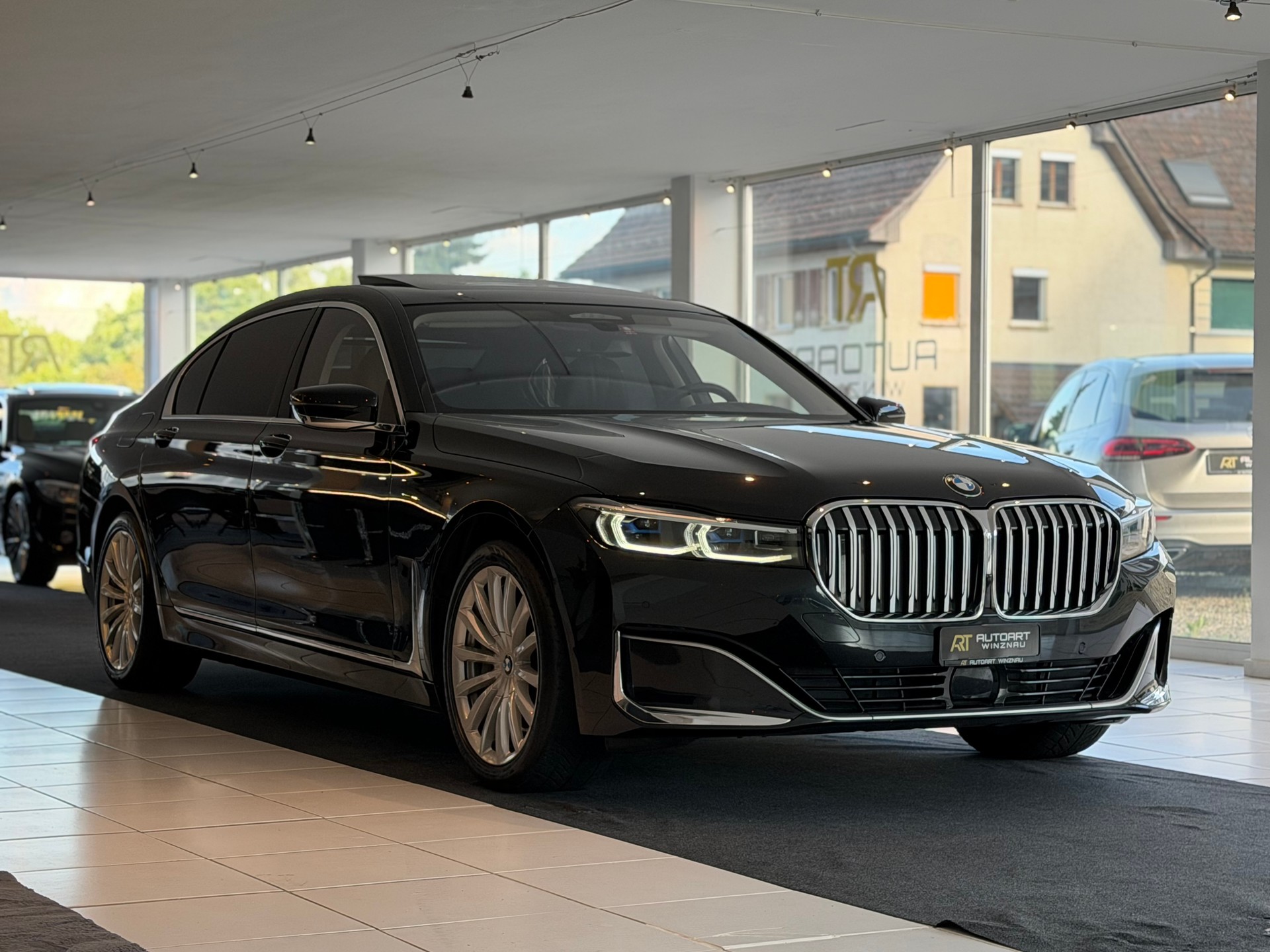 BMW 750Li xDrive Steptronic **Vollausstattung**-showroom-element-2