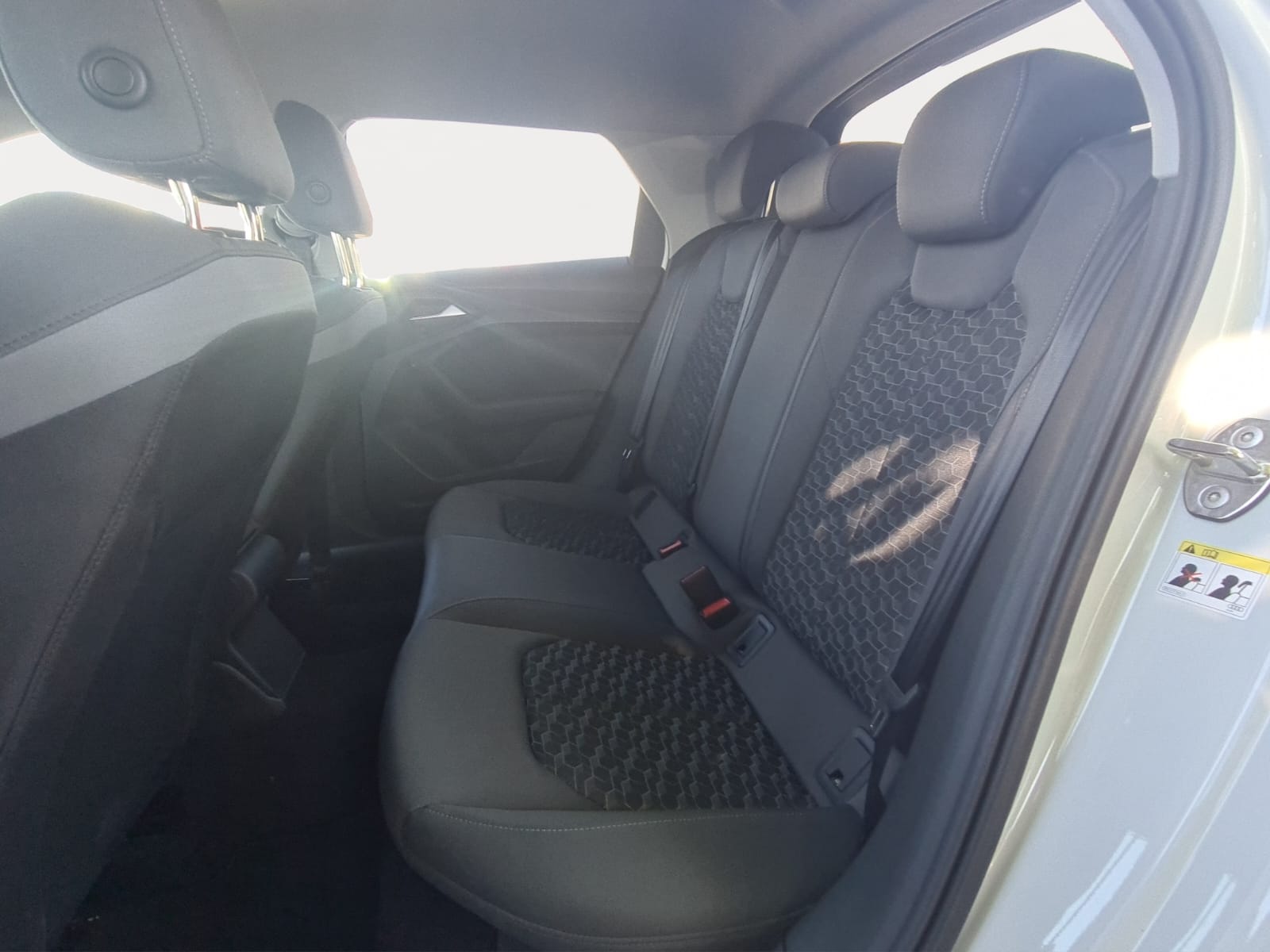 AUDI A1 Sportback 30 TFSI S Line S-tronic-image-14