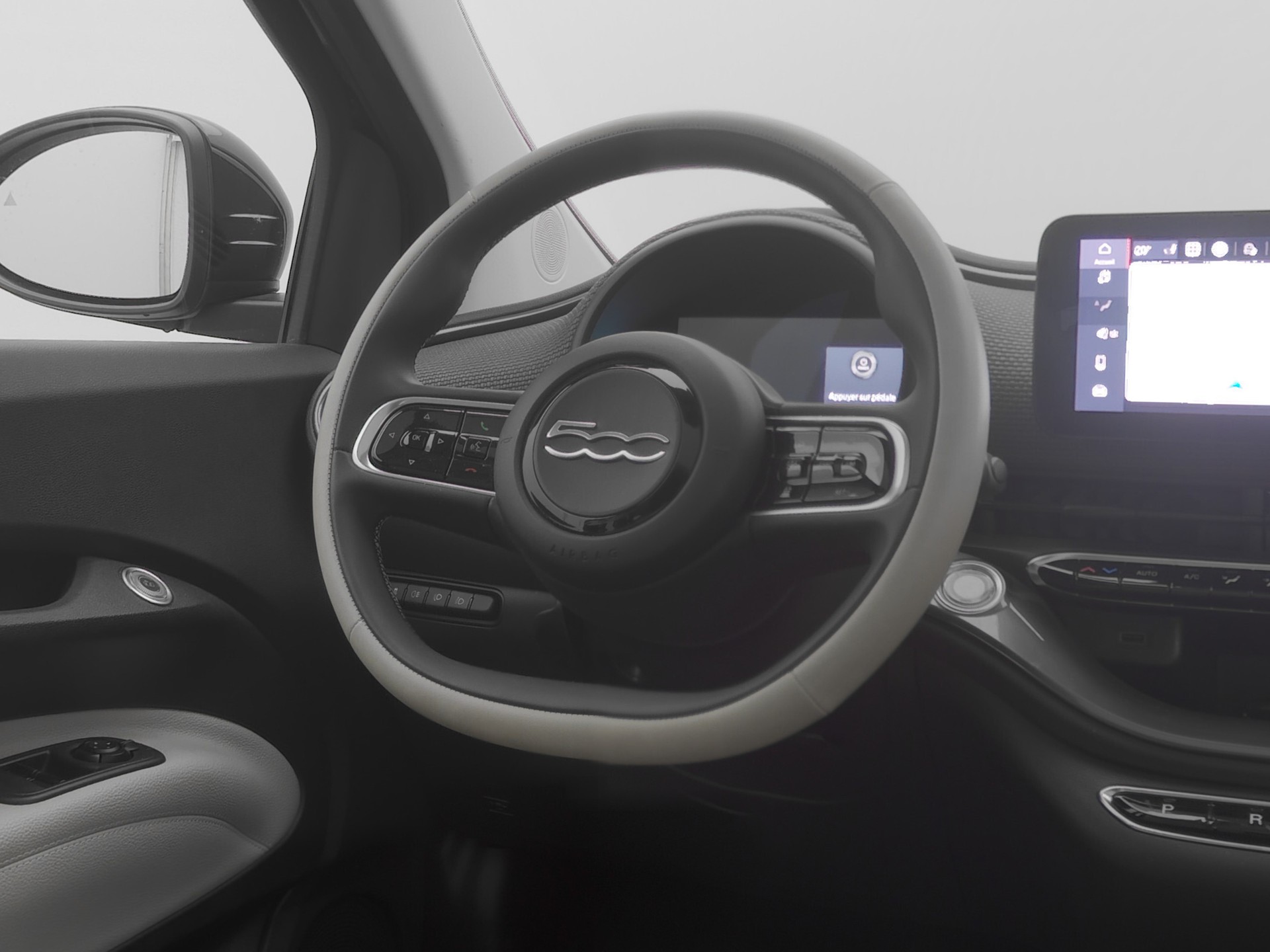 FIAT 500 electric 87 kW La Prima-image-5