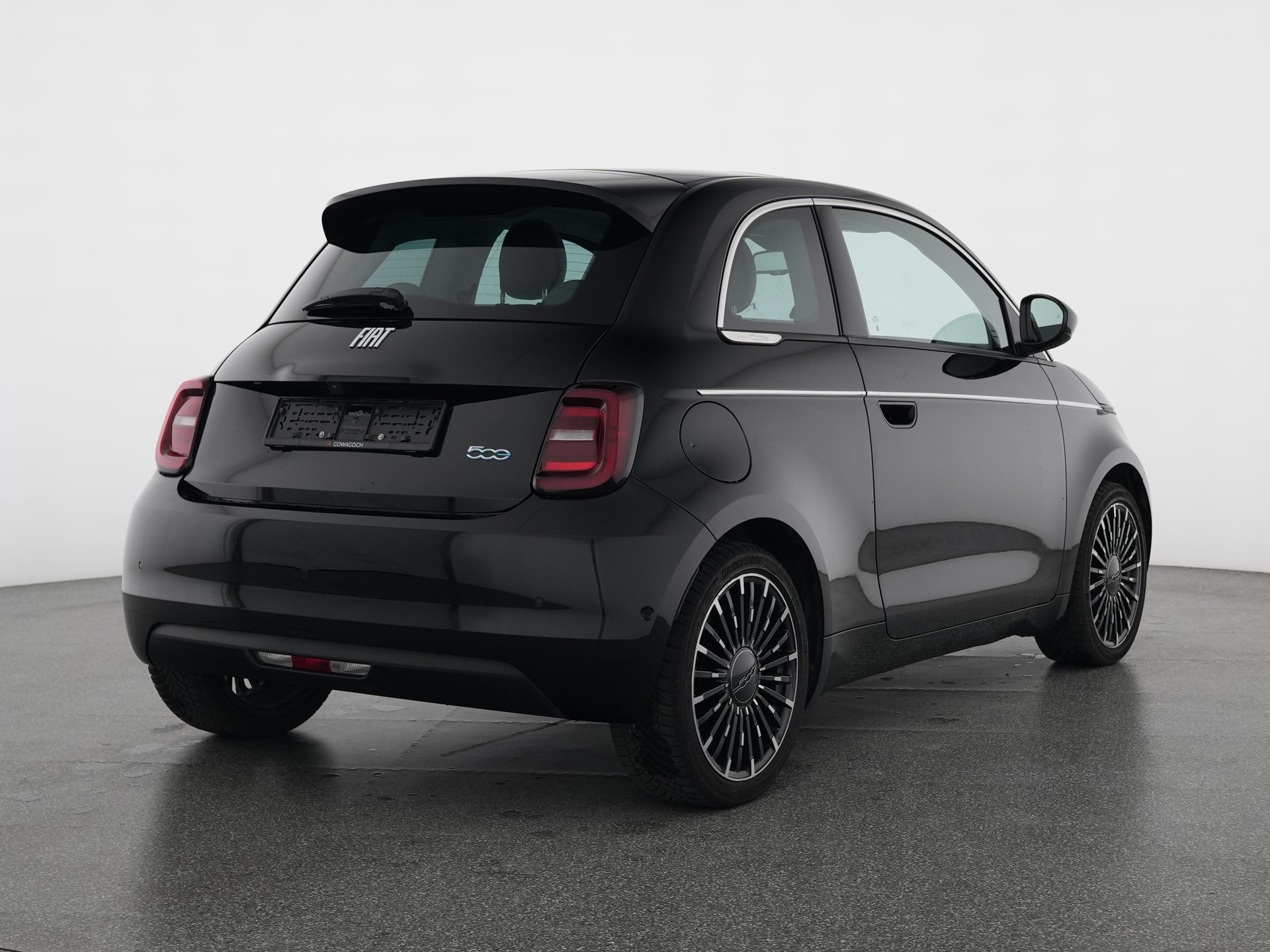 FIAT 500 electric 87 kW La Prima-showroom-element-3