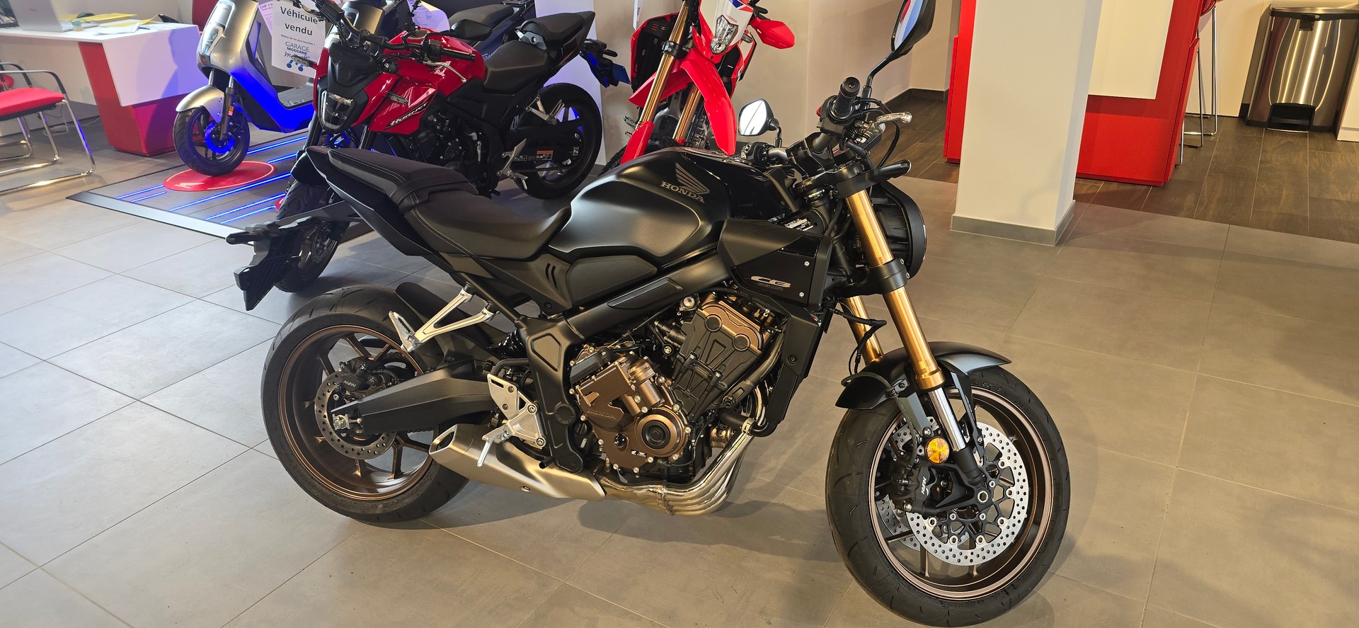 HONDA CB 650 R E-Clutch-image-2