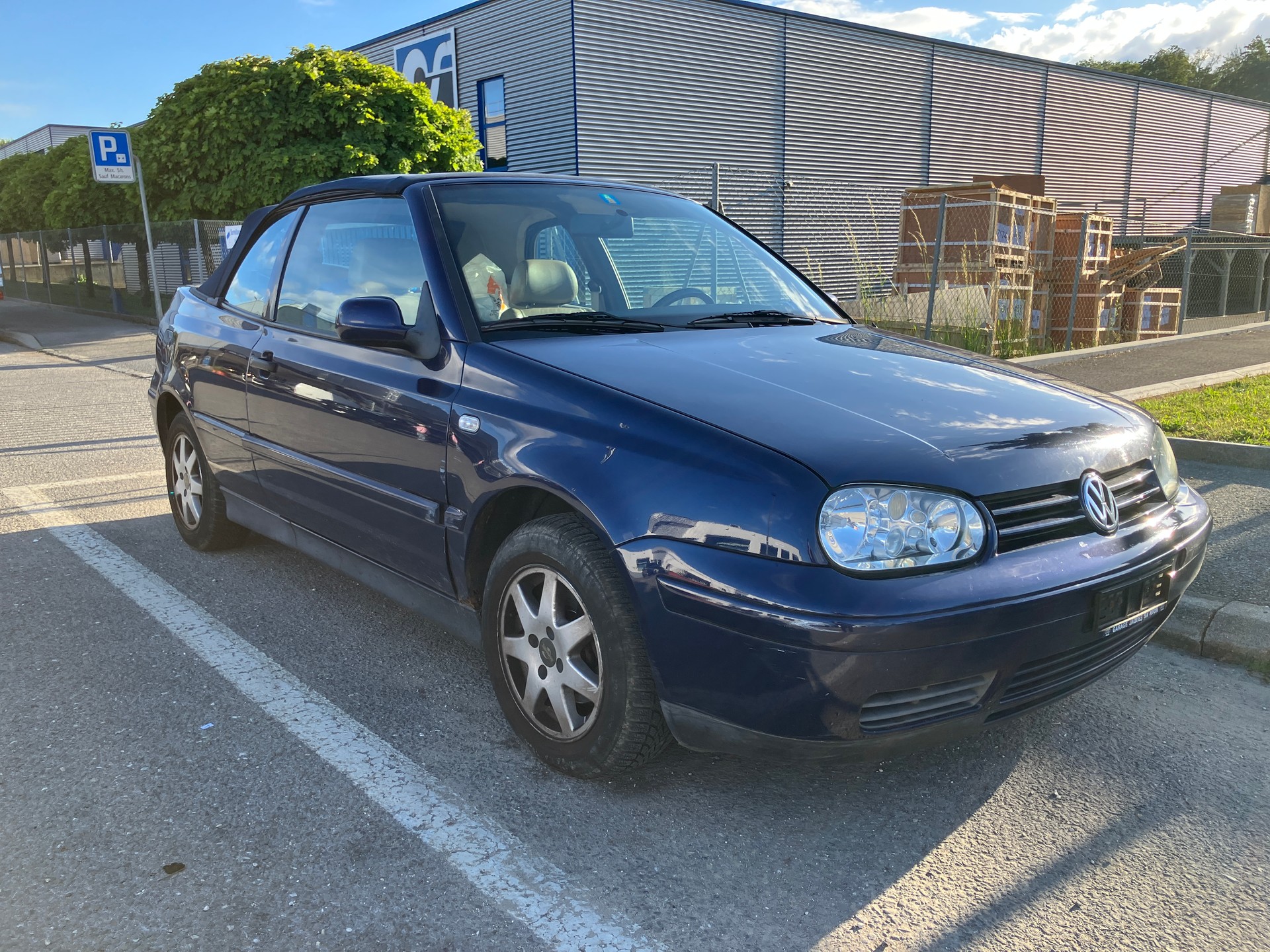 VW Golf Cabriolet 2000 Highline Sunshine-image-1