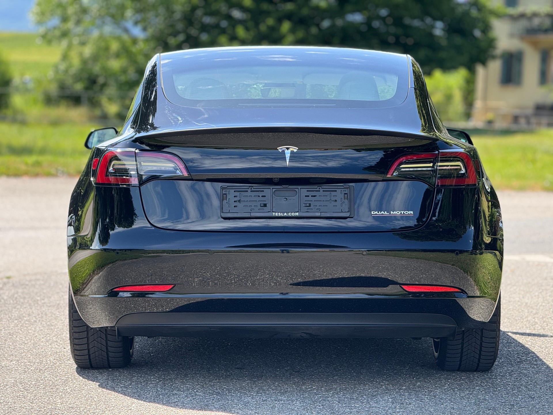 TESLA Model 3 Performance Dual Motor AWD-image-4