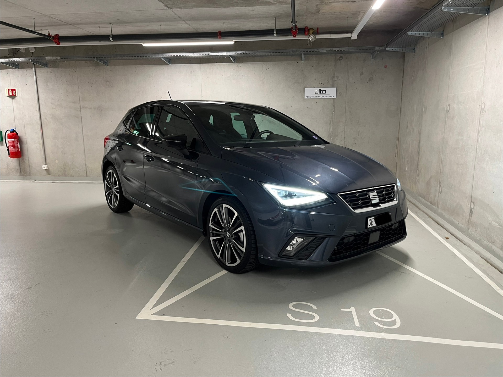 SEAT Ibiza 1.0 EcoTSI Anniversary DSG-image-6