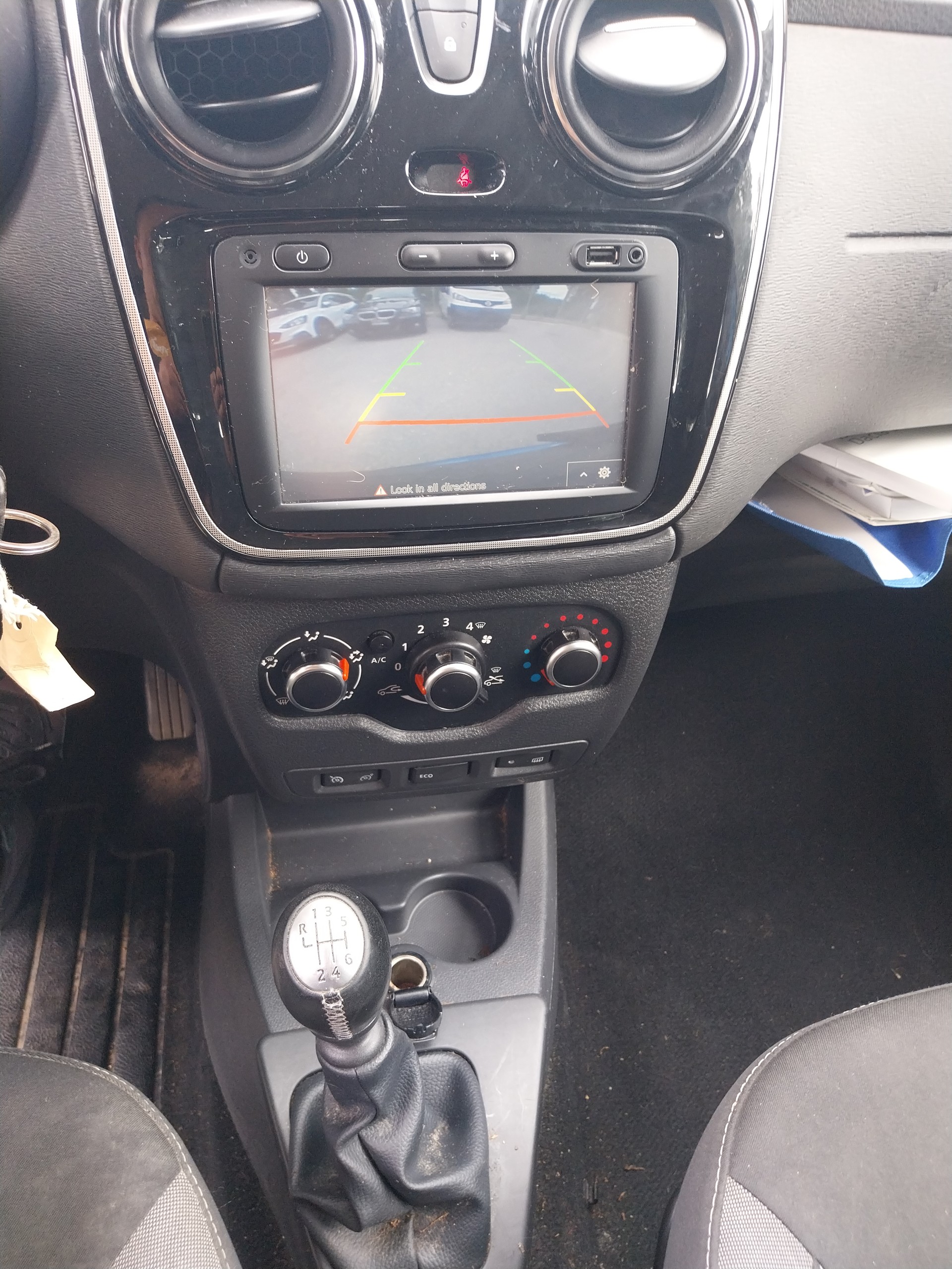 DACIA Lodgy 1.5dCi Stepway 7PL-image-11