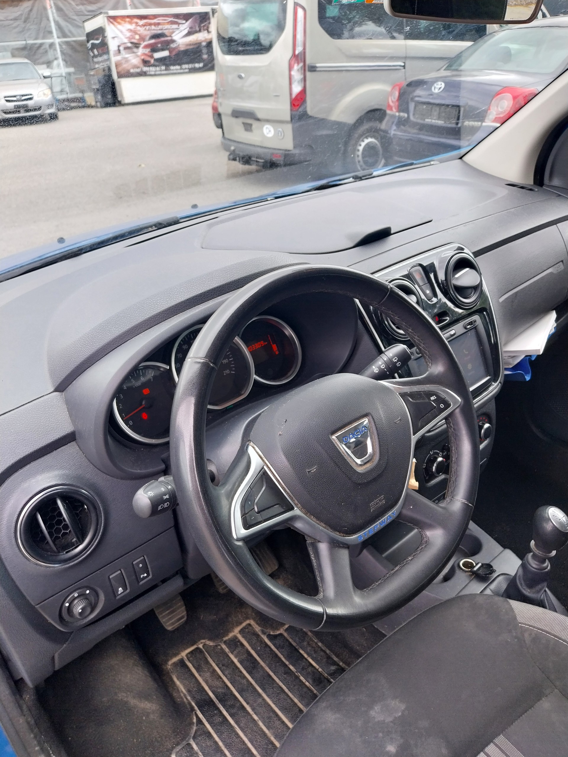 DACIA Lodgy 1.5dCi Stepway 7PL-image-12