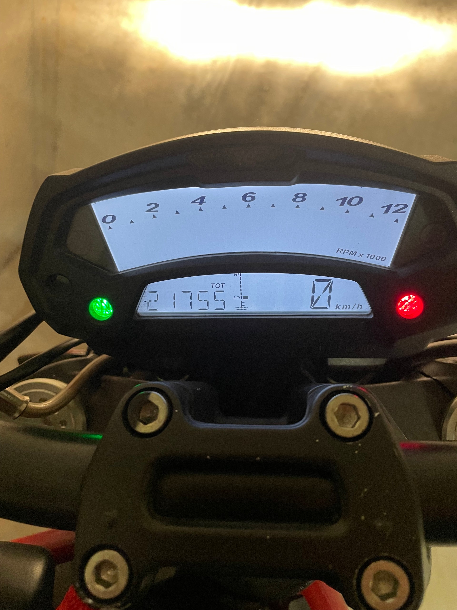 DUCATI MONSTER 796-image-5