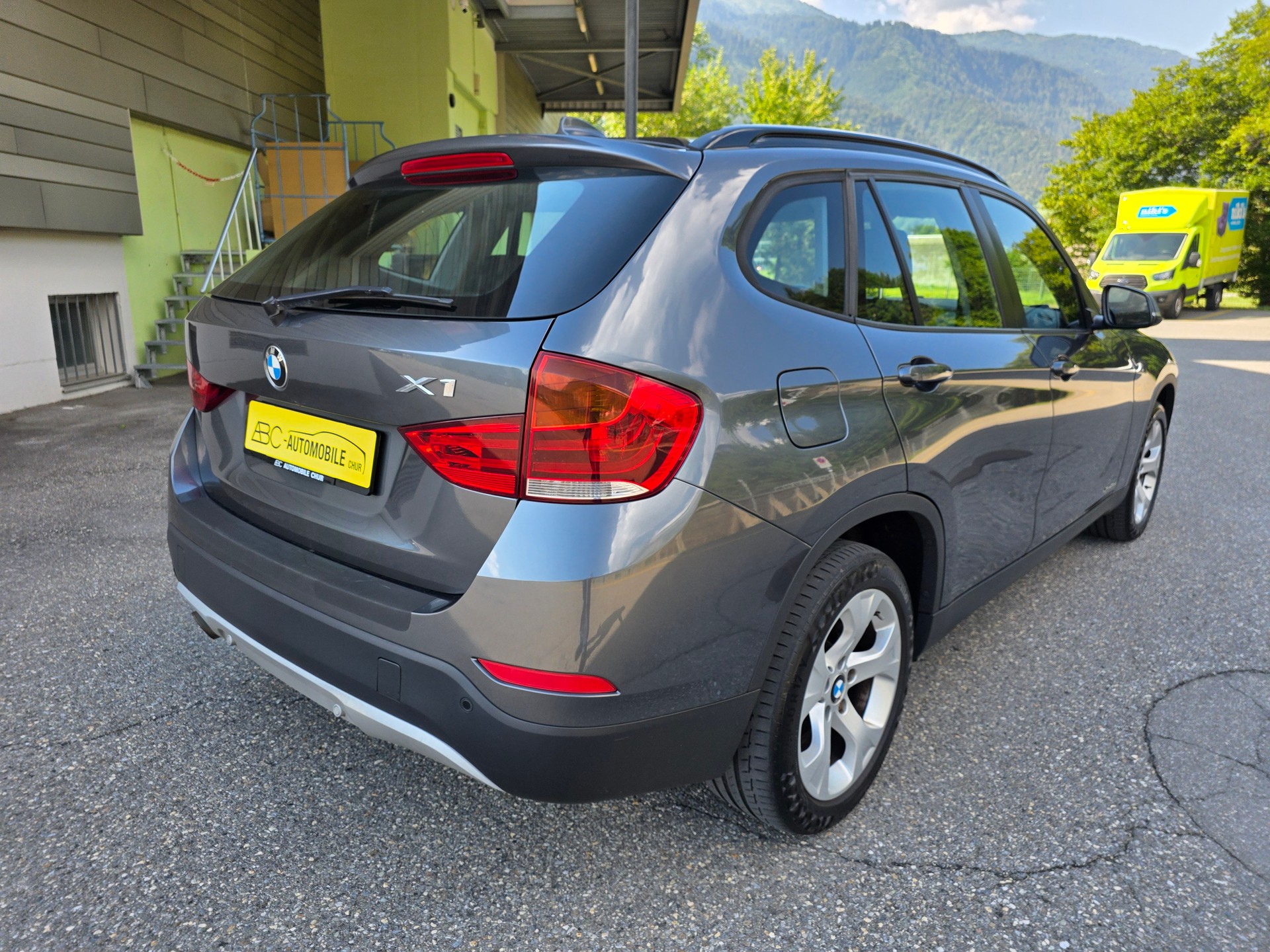 BMW X1 xDrive 18d-image-27