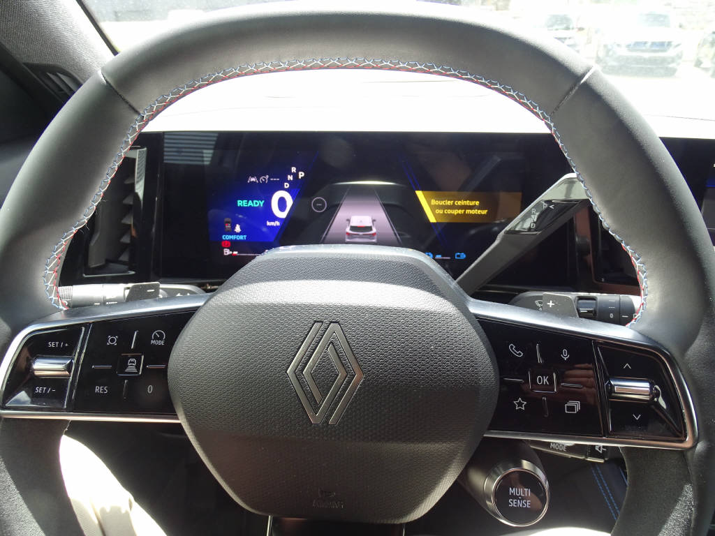RENAULT Austral 1.2 E-Tech iconic esprit Alpine-image-10