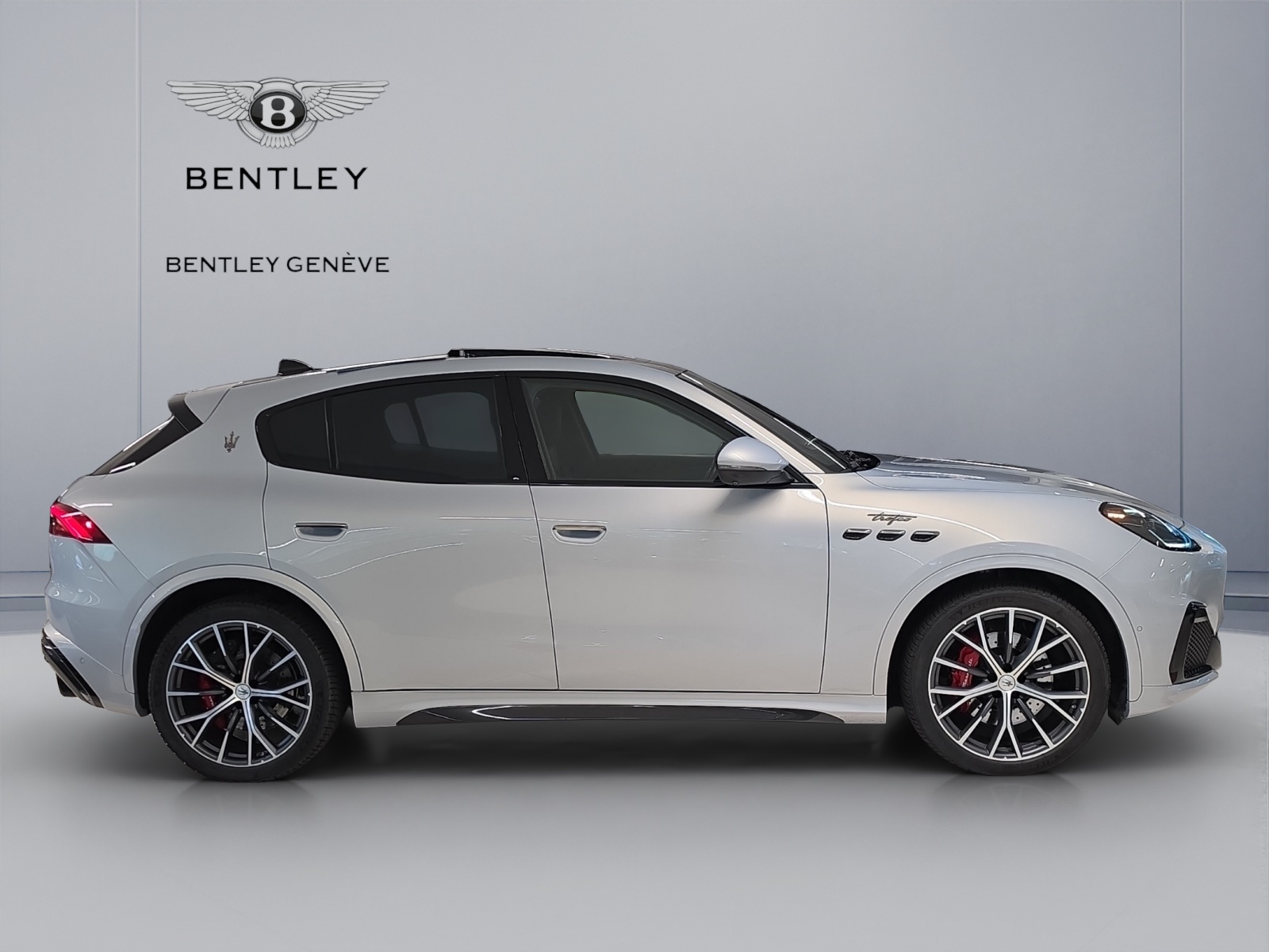 MASERATI Grecale 3.0 Trofeo Automatica-showroom-element-2