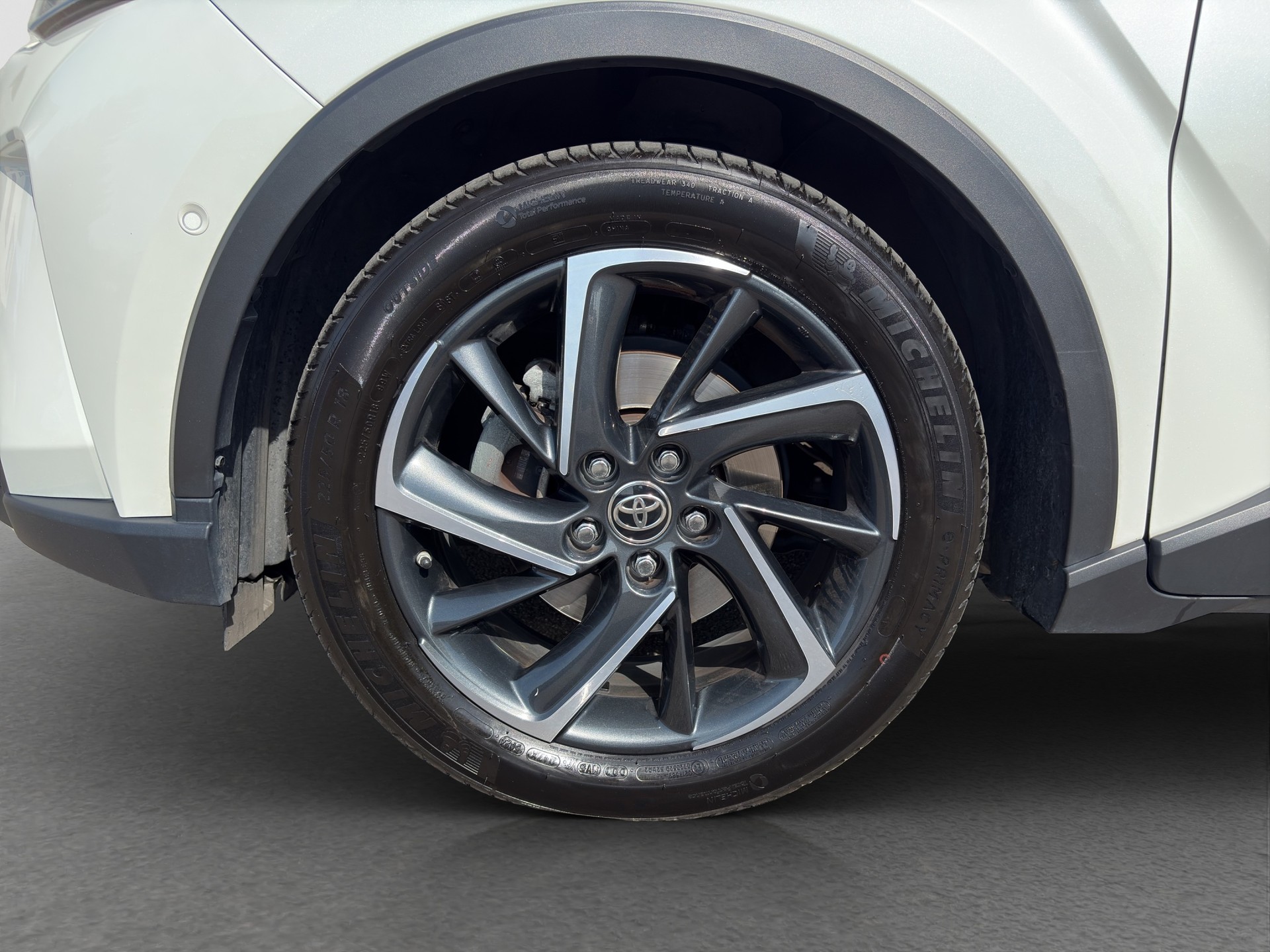 TOYOTA C-HR 2.0 HSD CVT Style-showroom-element-2