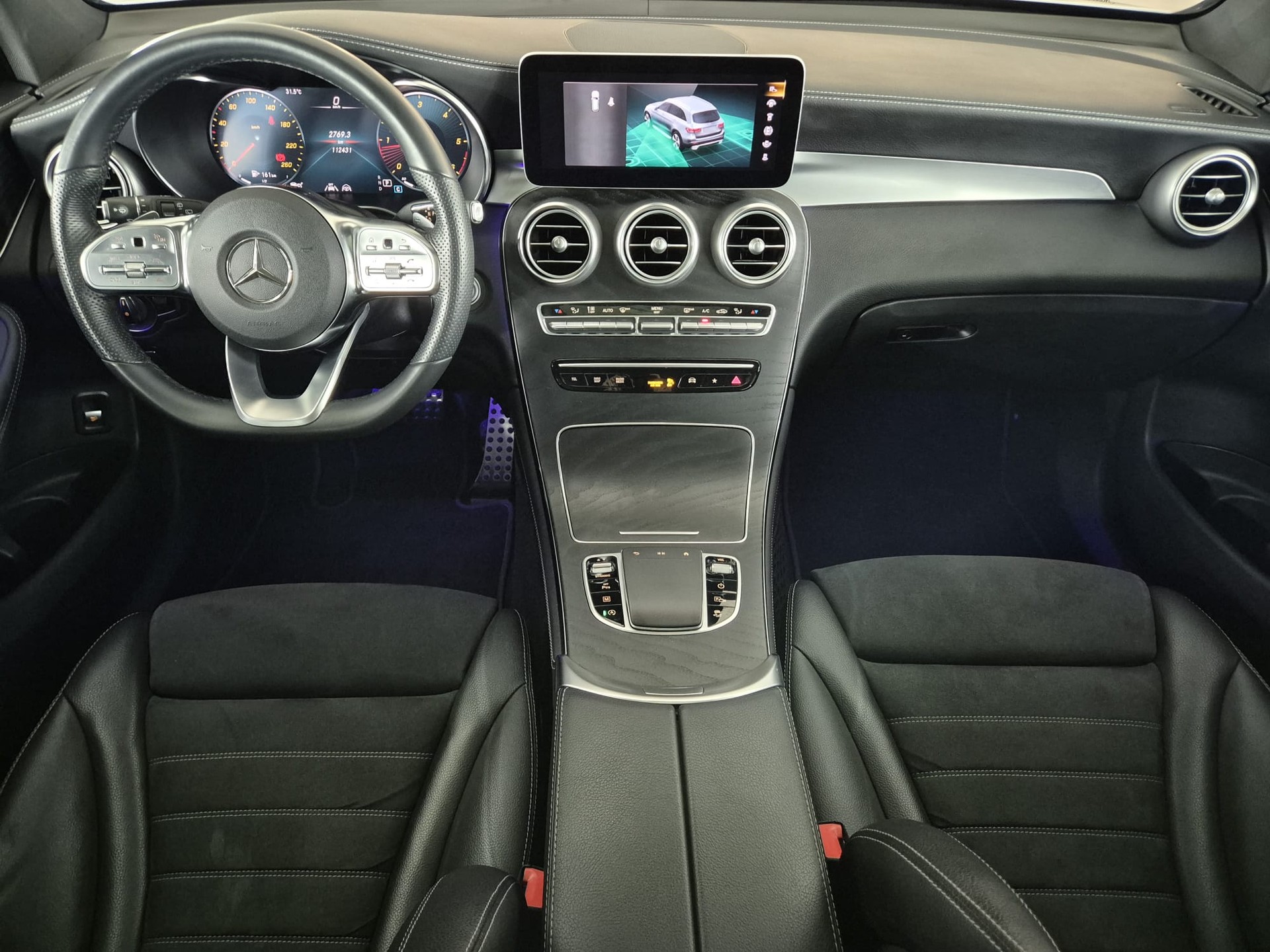 MERCEDES-BENZ GLC 300 d AMG Line 4Matic 9G-Tronic-image-32