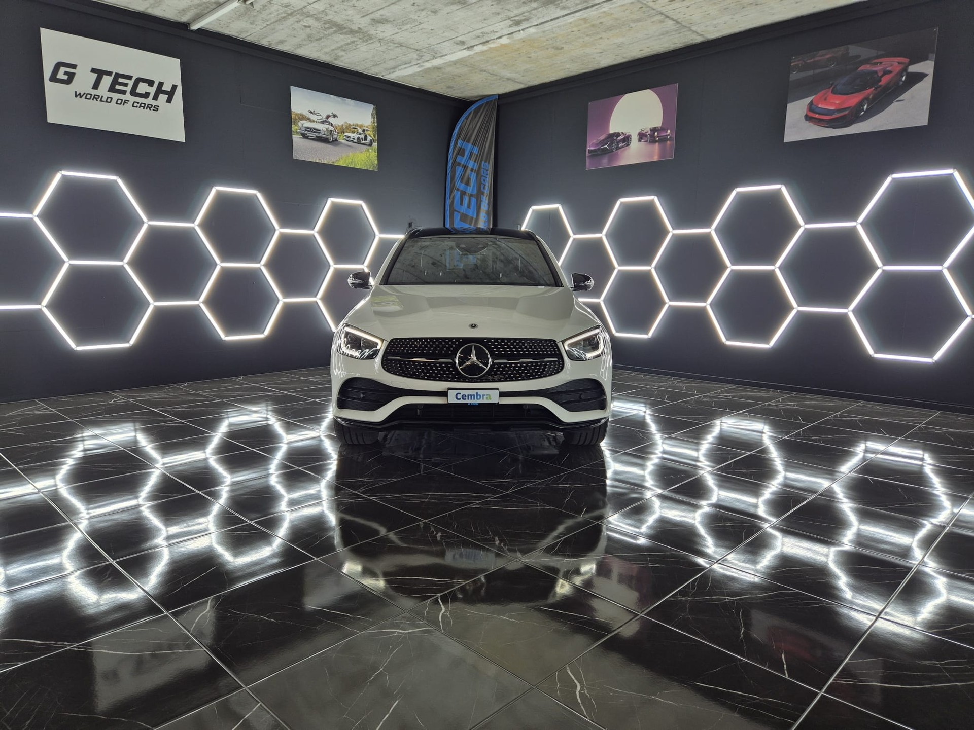 MERCEDES-BENZ GLC 300 d AMG Line 4Matic 9G-Tronic-image-7