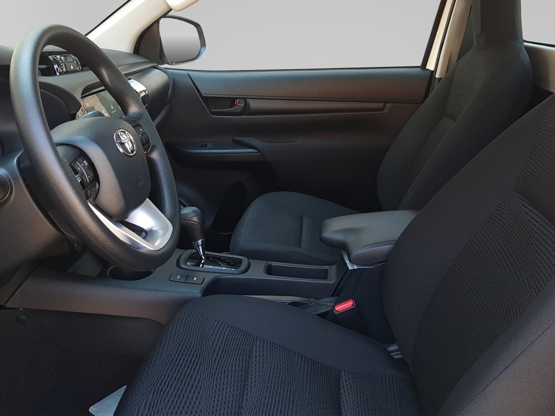 TOYOTA Hilux Single Cab.-Chassis 2.4 D-4D 150 Comfort-image-8