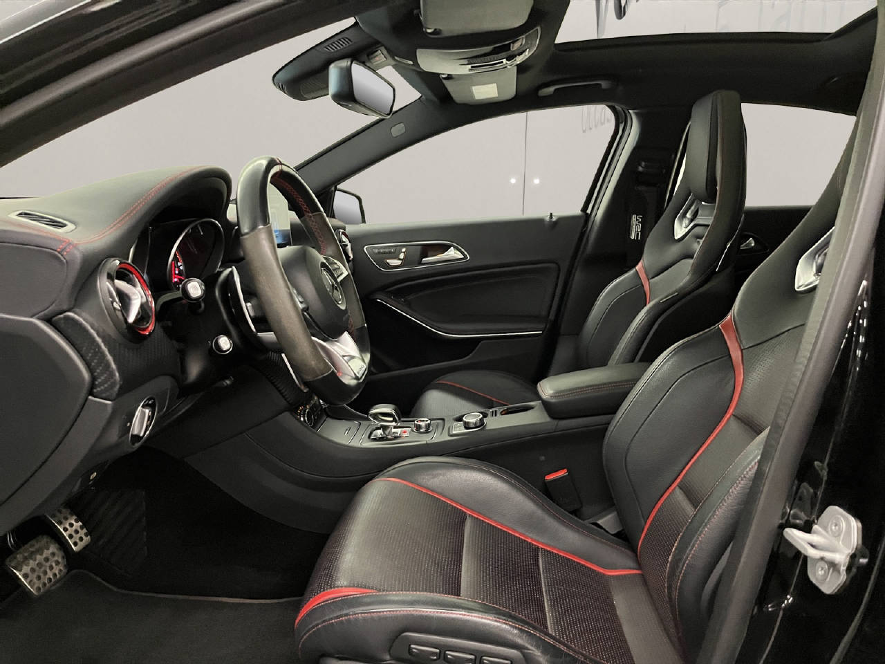 MERCEDES-BENZ A-Klasse W176 A 45 AMG 4m-image-4