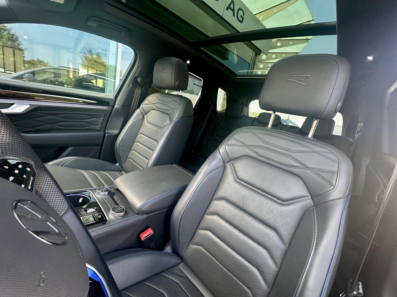 VW Touareg 3.0 TSI eHybrid R Tiptronic-image-22