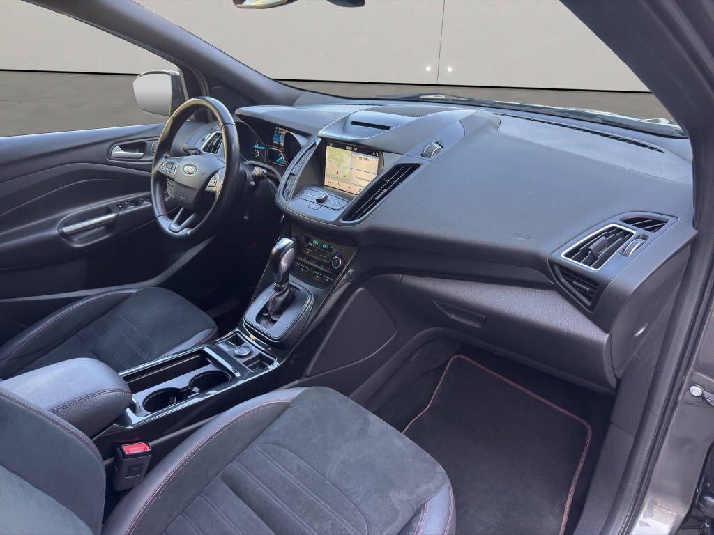 FORD Kuga 2.0 TDCi 180 ST-Line-image-8
