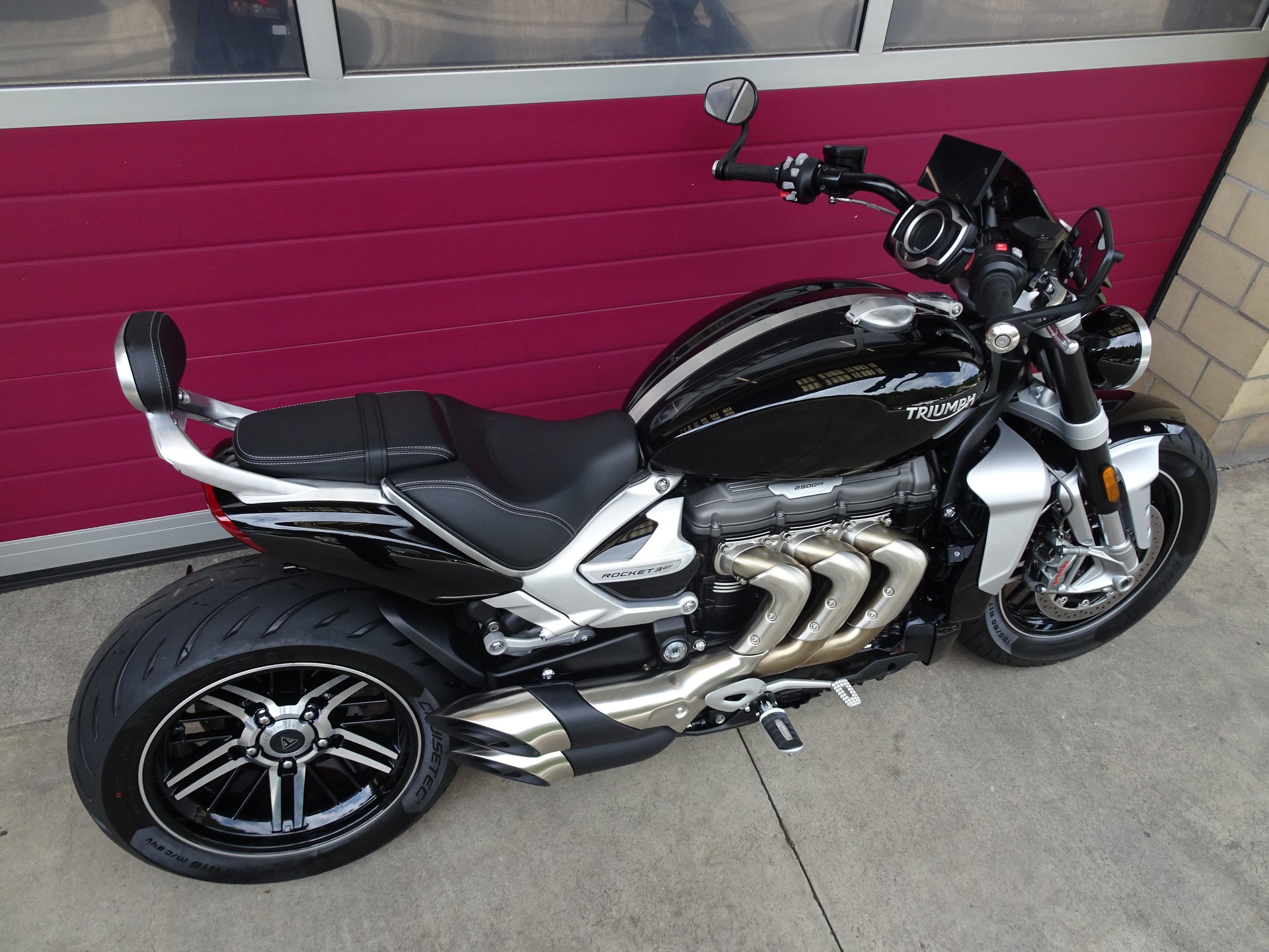 TRIUMPH Rocket 3 GT-image-14