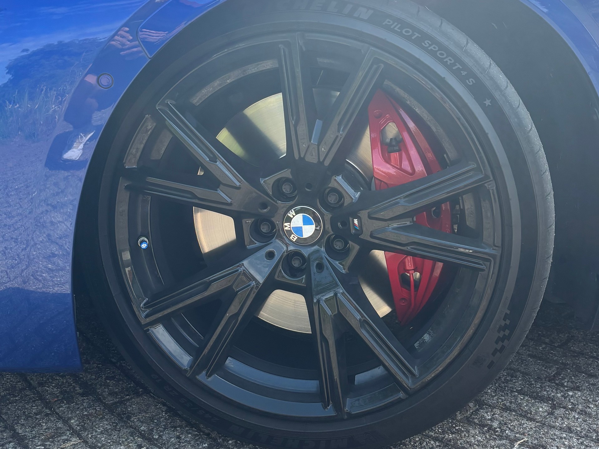 BMW M240i xDrive-image-4