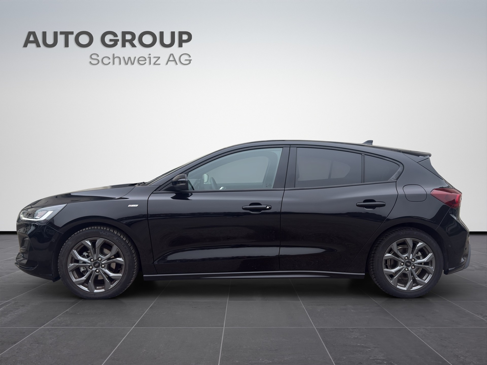 FORD Focus 1.0 MHEV ST-Line Automat LEASING AB 244.25 CHF / MONAT-showroom-element-1