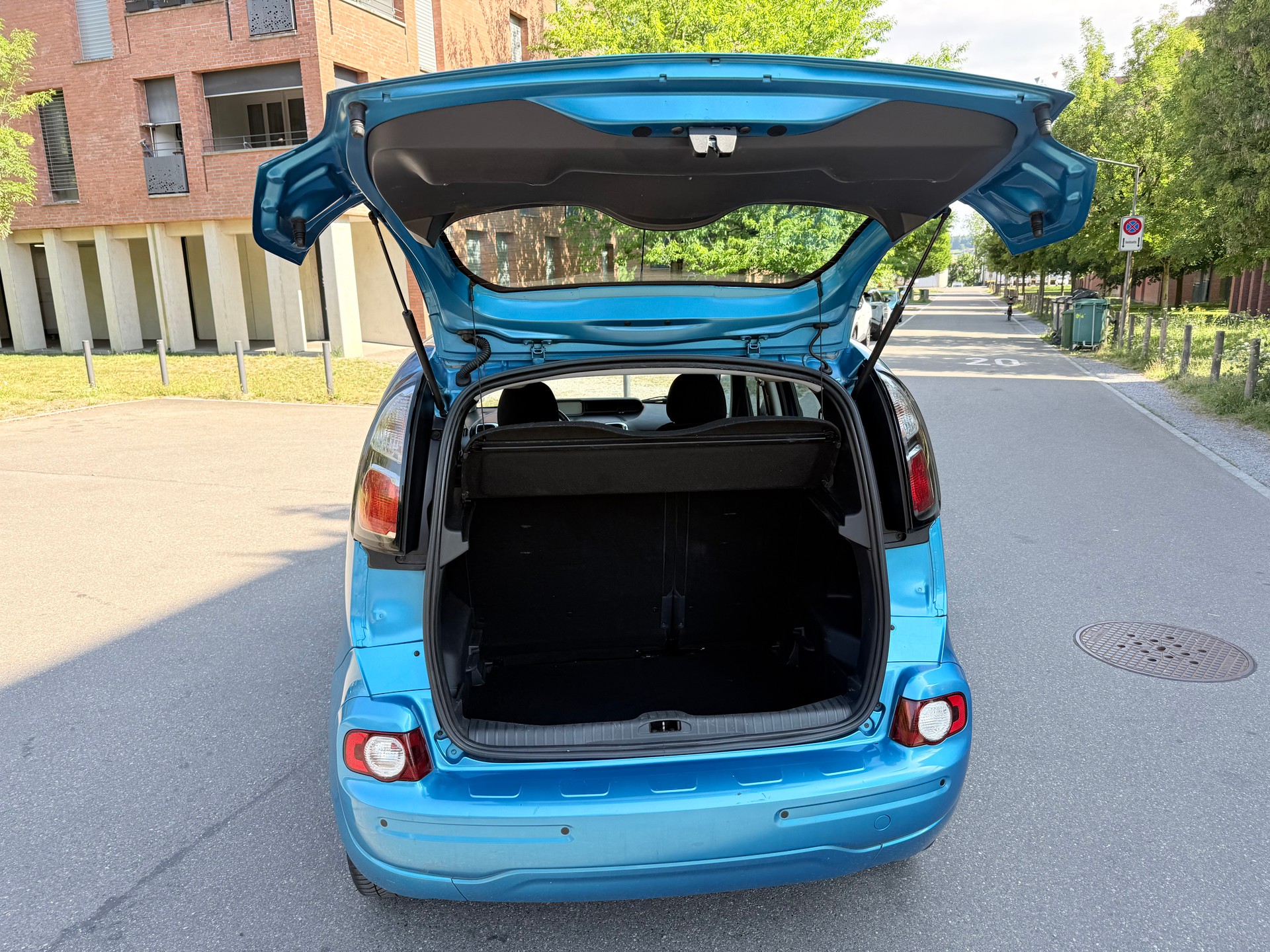 CITROEN C3 Picasso 1.4i 16V Exclusive-image-21