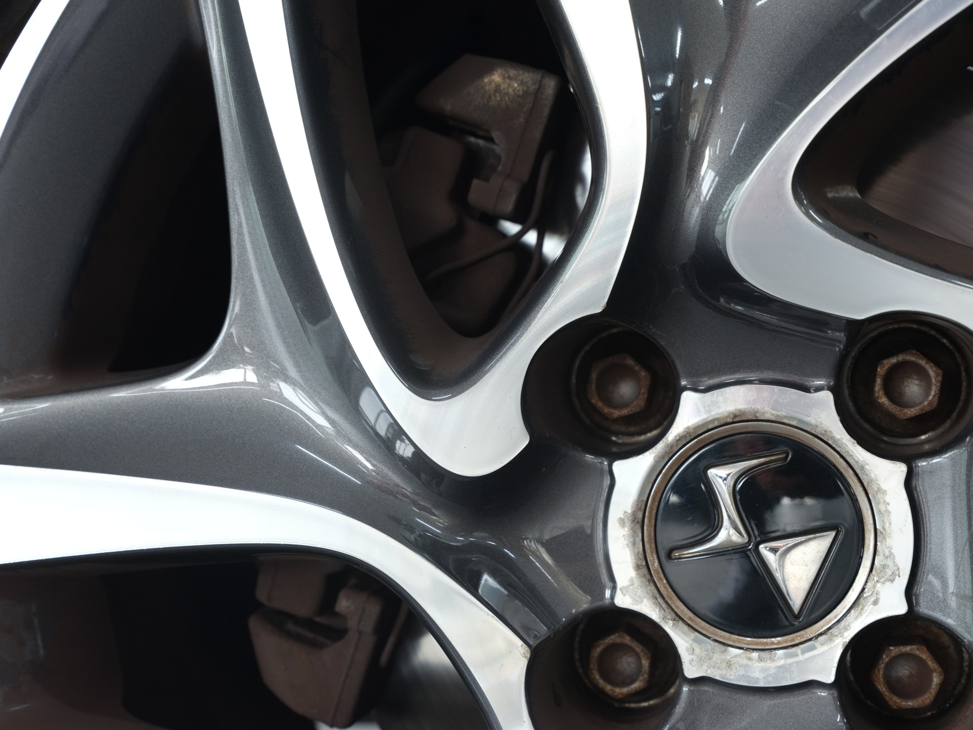 DS AUTOMOBILES DS 4 1.6 BlueHDi Performance Line Automatic *Sitzheizung* *PDC Vorne & Hinten*-image-11
