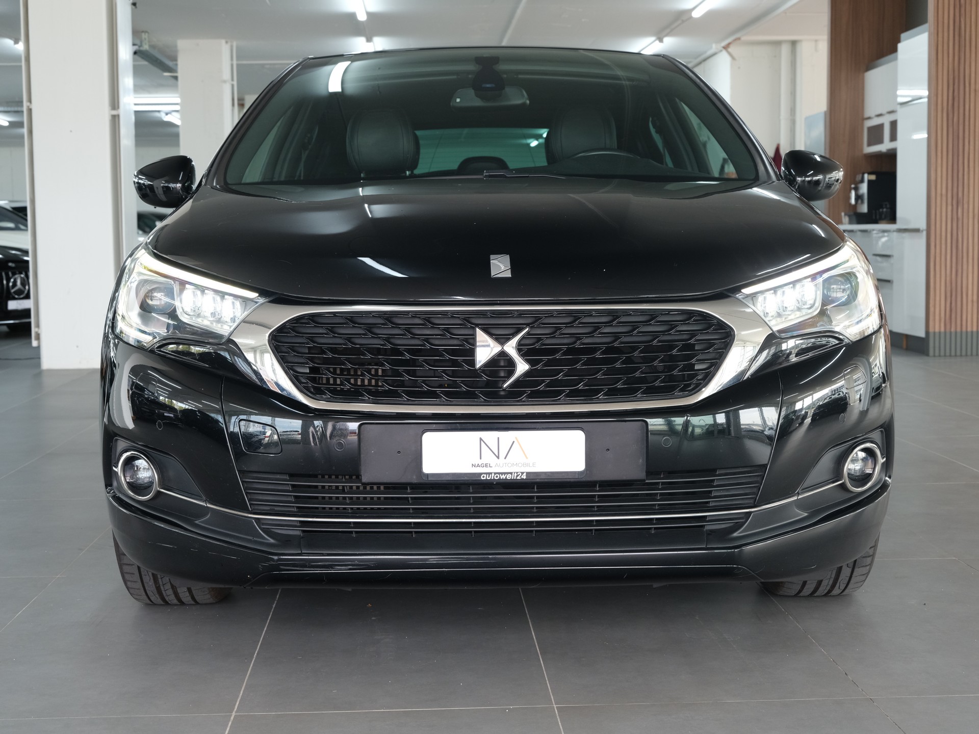 DS AUTOMOBILES DS 4 1.6 BlueHDi Performance Line Automatic *Sitzheizung* *PDC Vorne & Hinten*-image-7