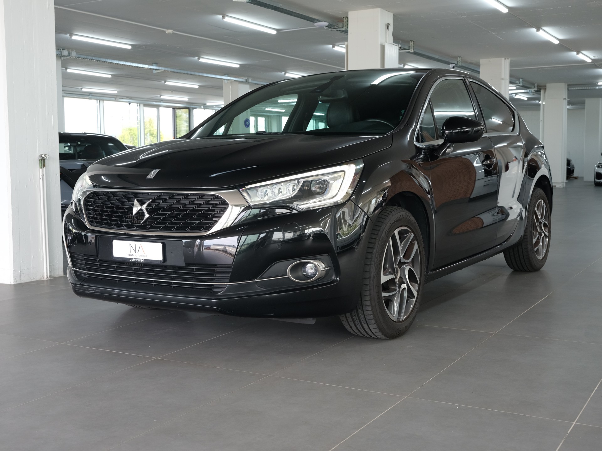DS AUTOMOBILES DS 4 1.6 BlueHDi Performance Line Automatic *Sitzheizung* *PDC Vorne & Hinten*-image-6