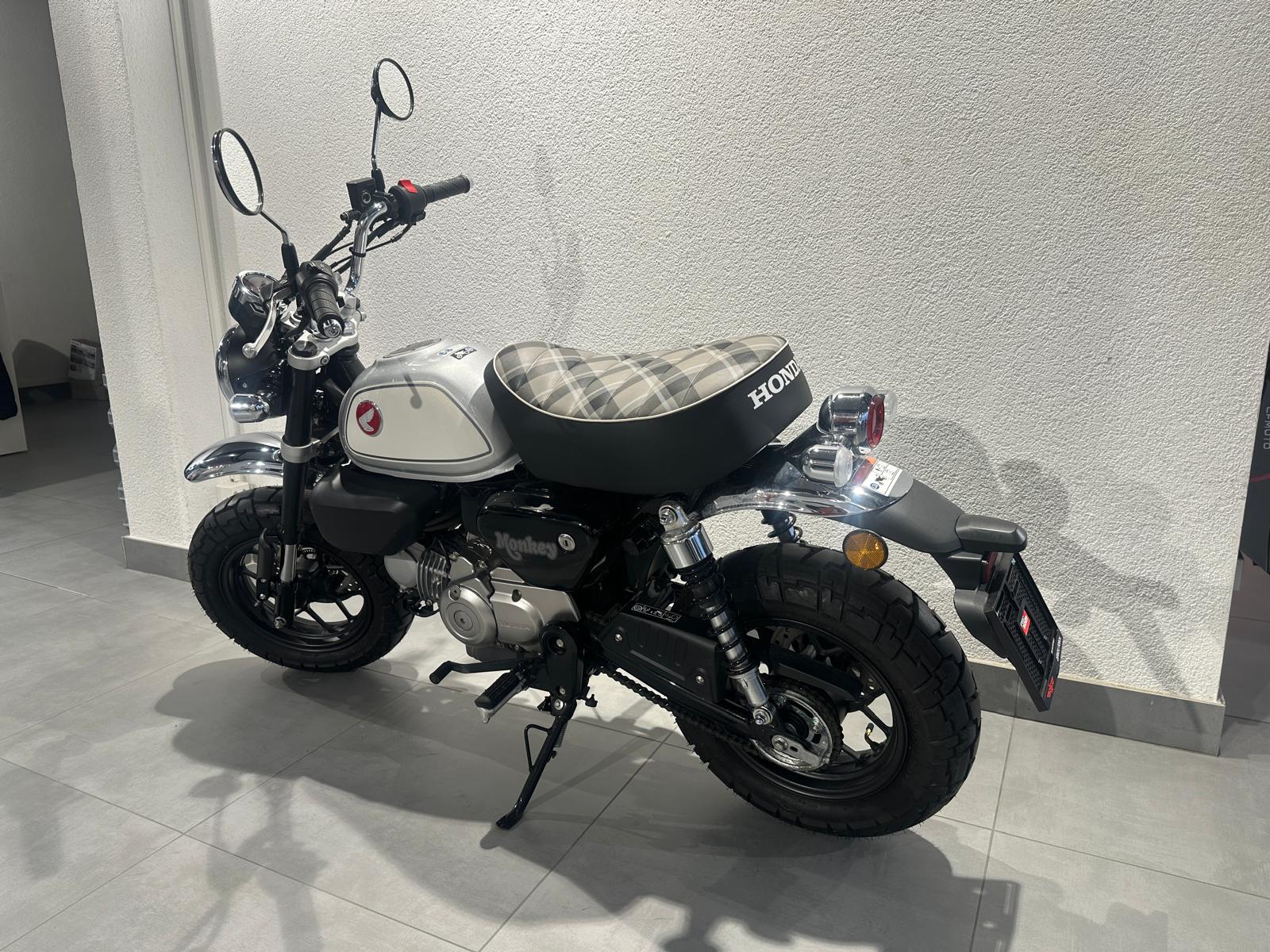HONDA Monkey 125 ABS | Occasion | nur 720 km | Top Zustand-image-7