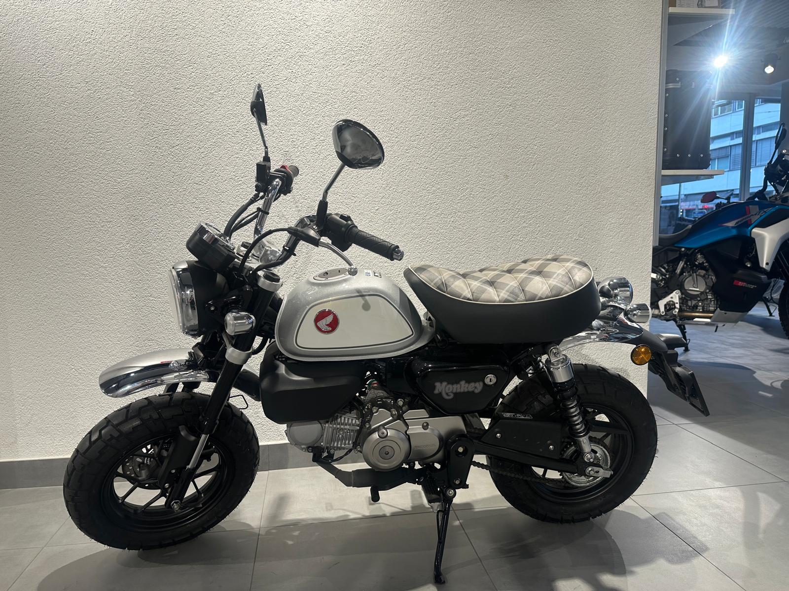 HONDA Monkey 125 ABS | Occasion | nur 720 km | Top Zustand-image-6