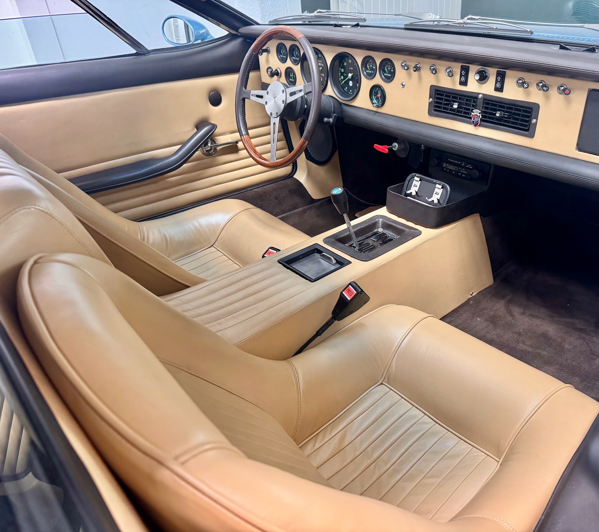 DE TOMASO Mangusta V8 - VETERAN-image-5