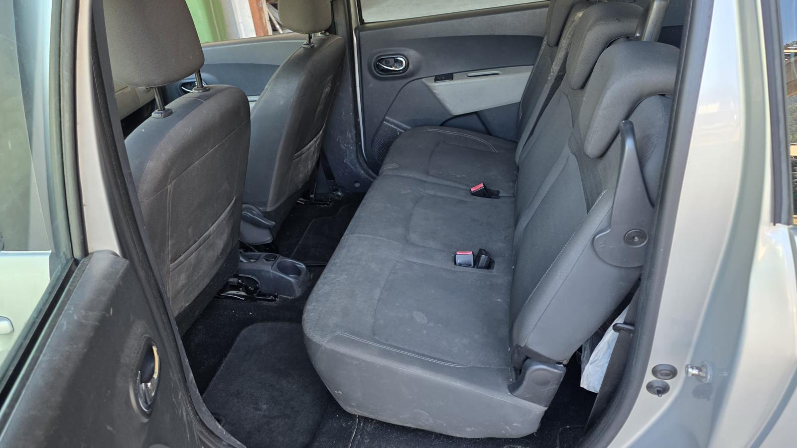 DACIA Lodgy 1.5 dCi Ambiance-image-9