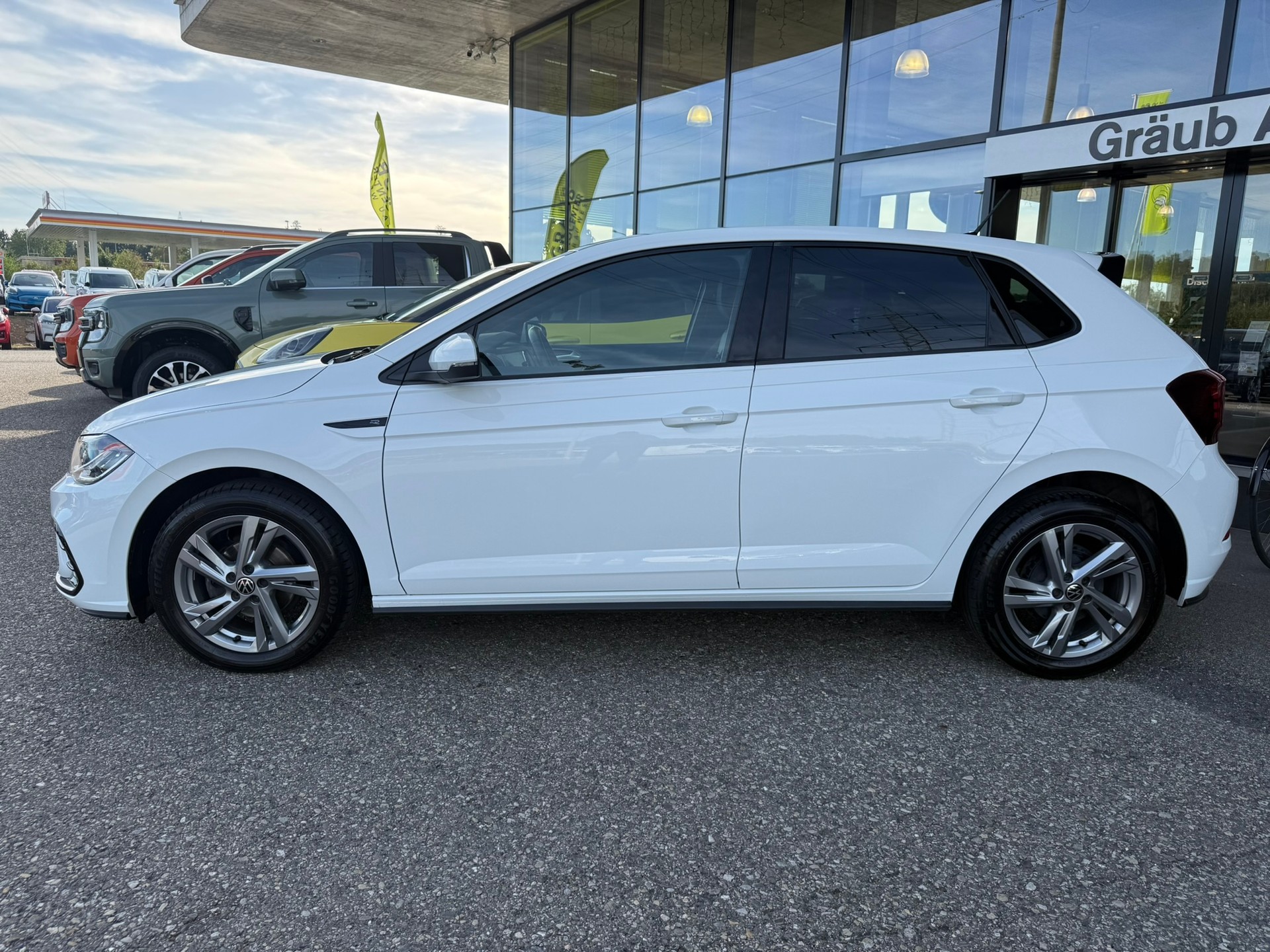 VW Polo 1.0 TSI R-Line DSG-showroom-element-3