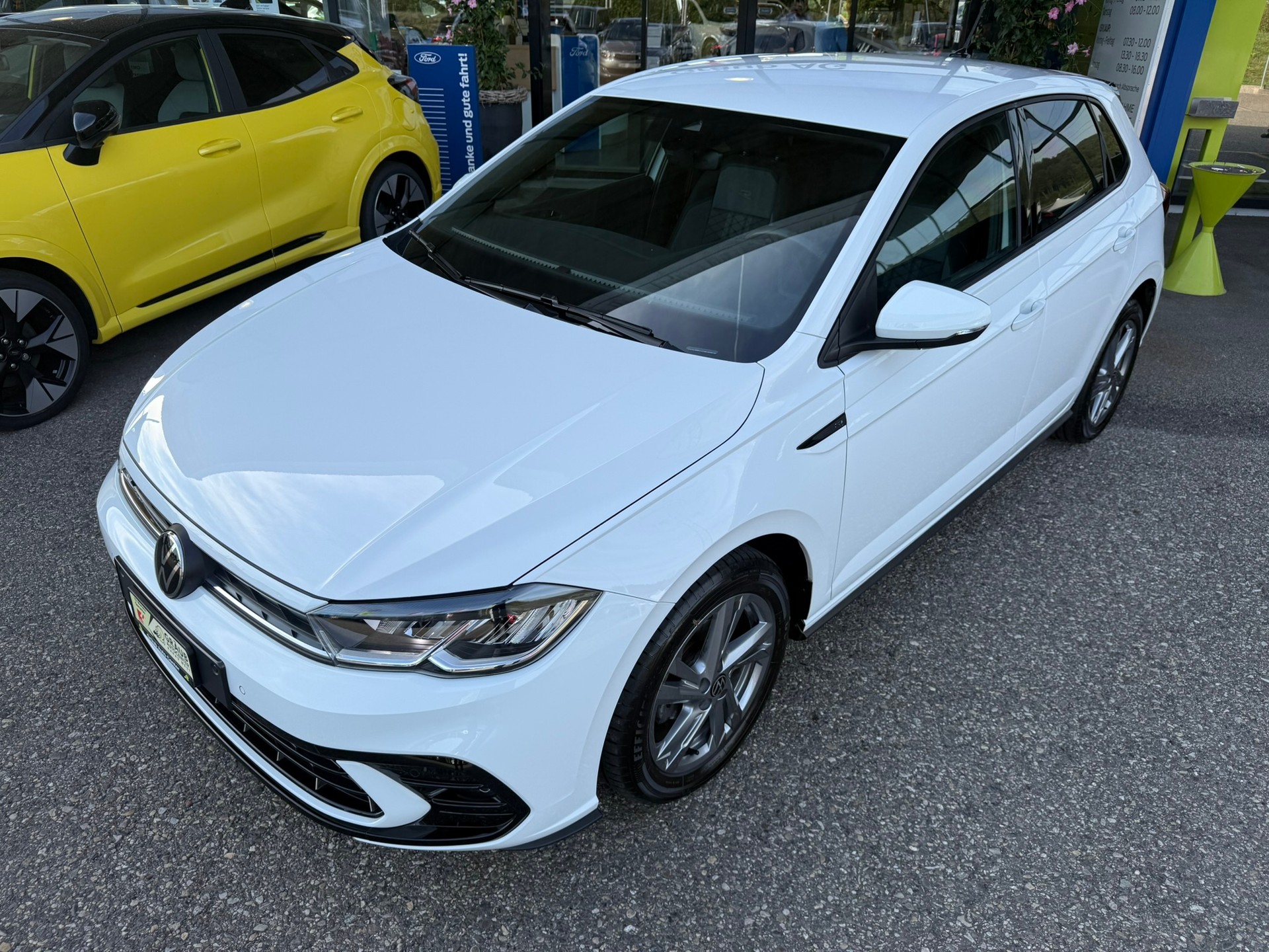 VW Polo 1.0 TSI R-Line DSG-showroom-element-2