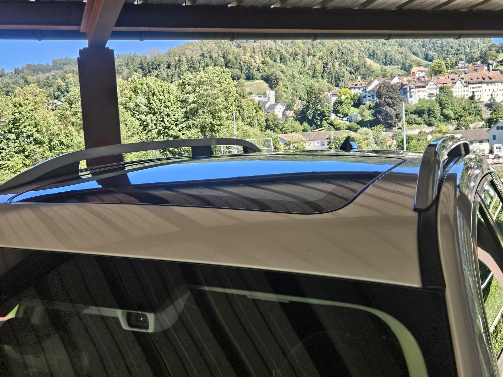 SUBARU Forester 2.0i Swiss Plus Lineartronic-image-9
